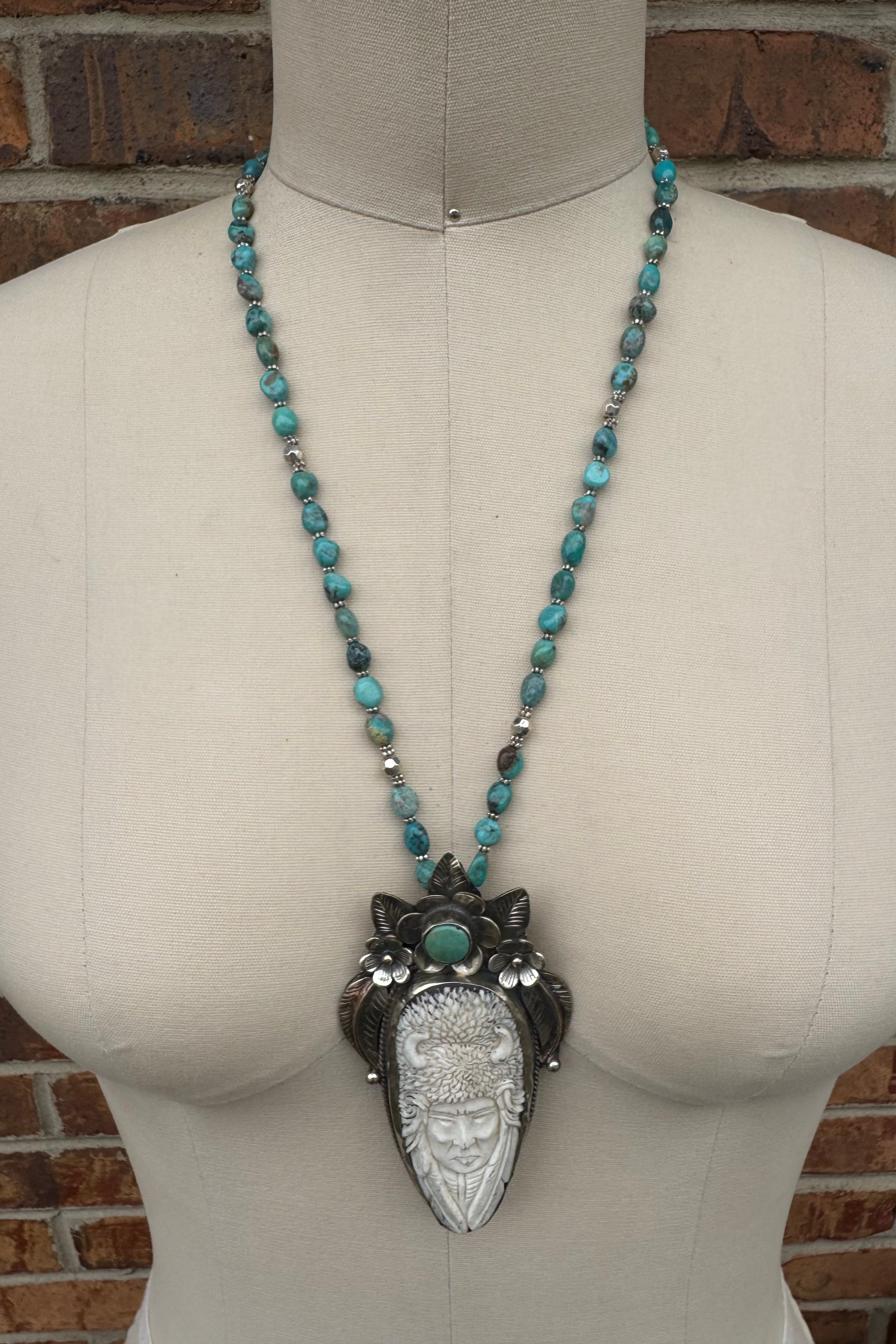 The Chief Necklace