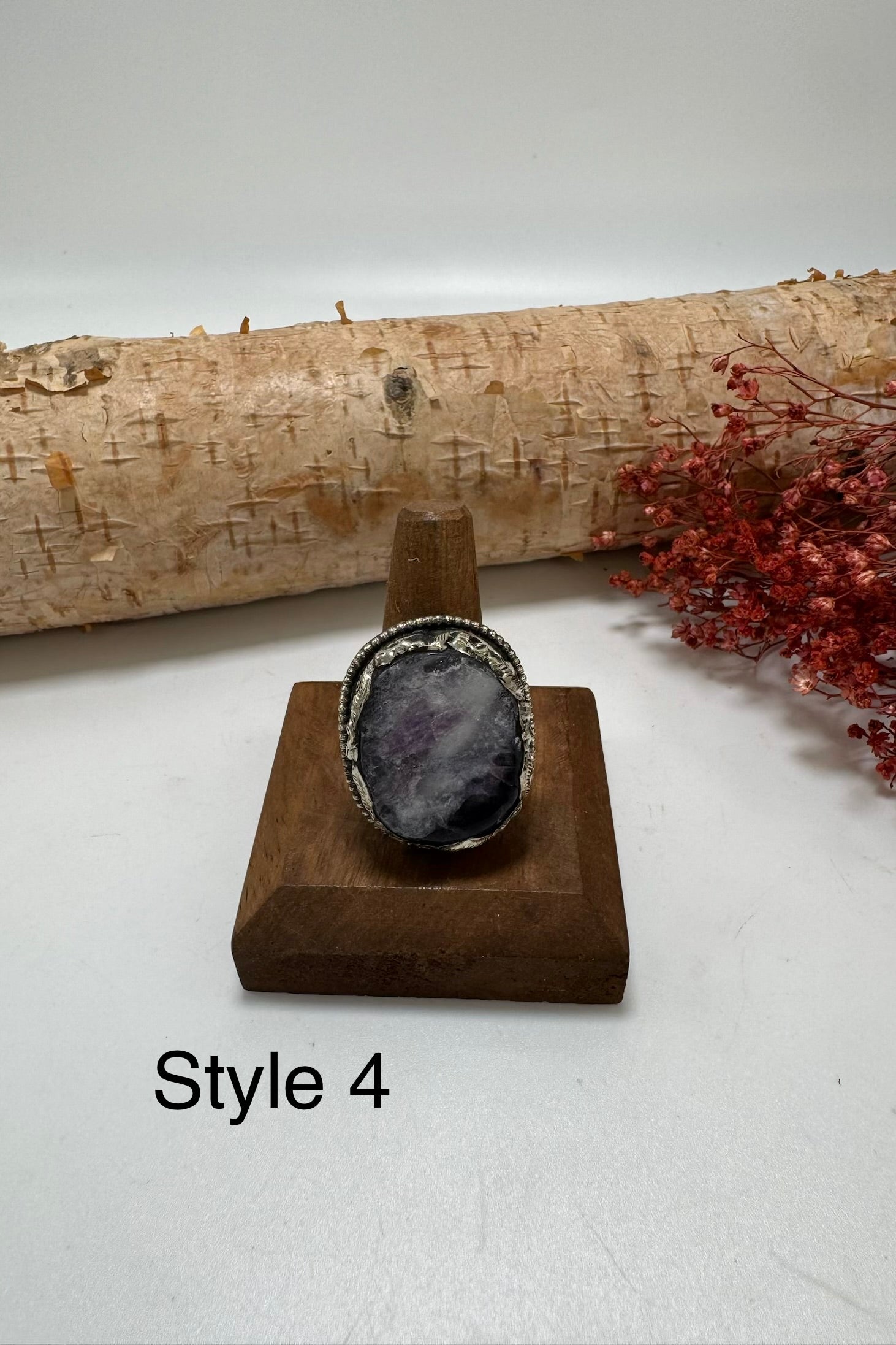 Lil Stunner Stone Ring