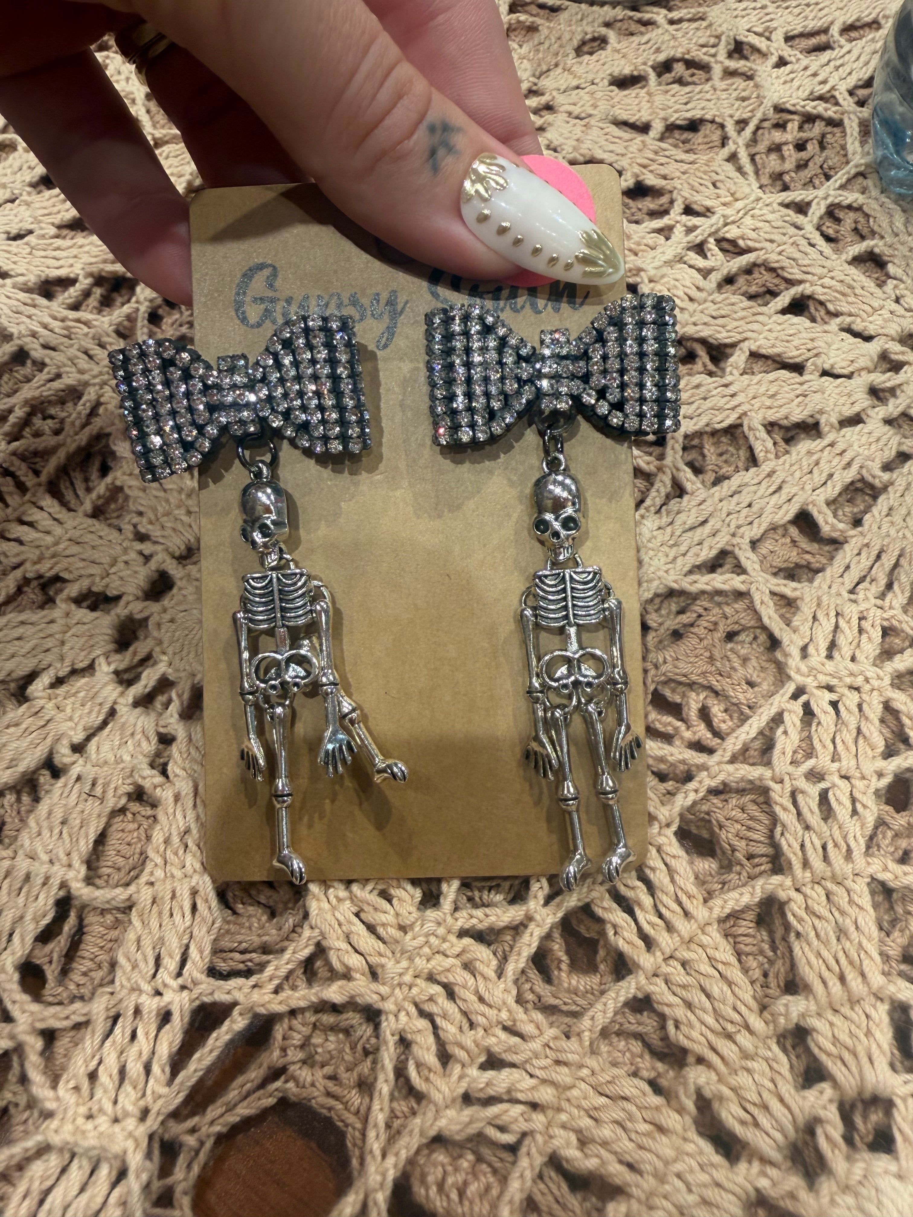 Put a Bow on It Earrings 8