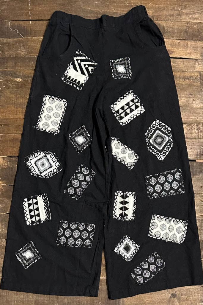 Sale - The Pieces Fit Pants in Aztec Print