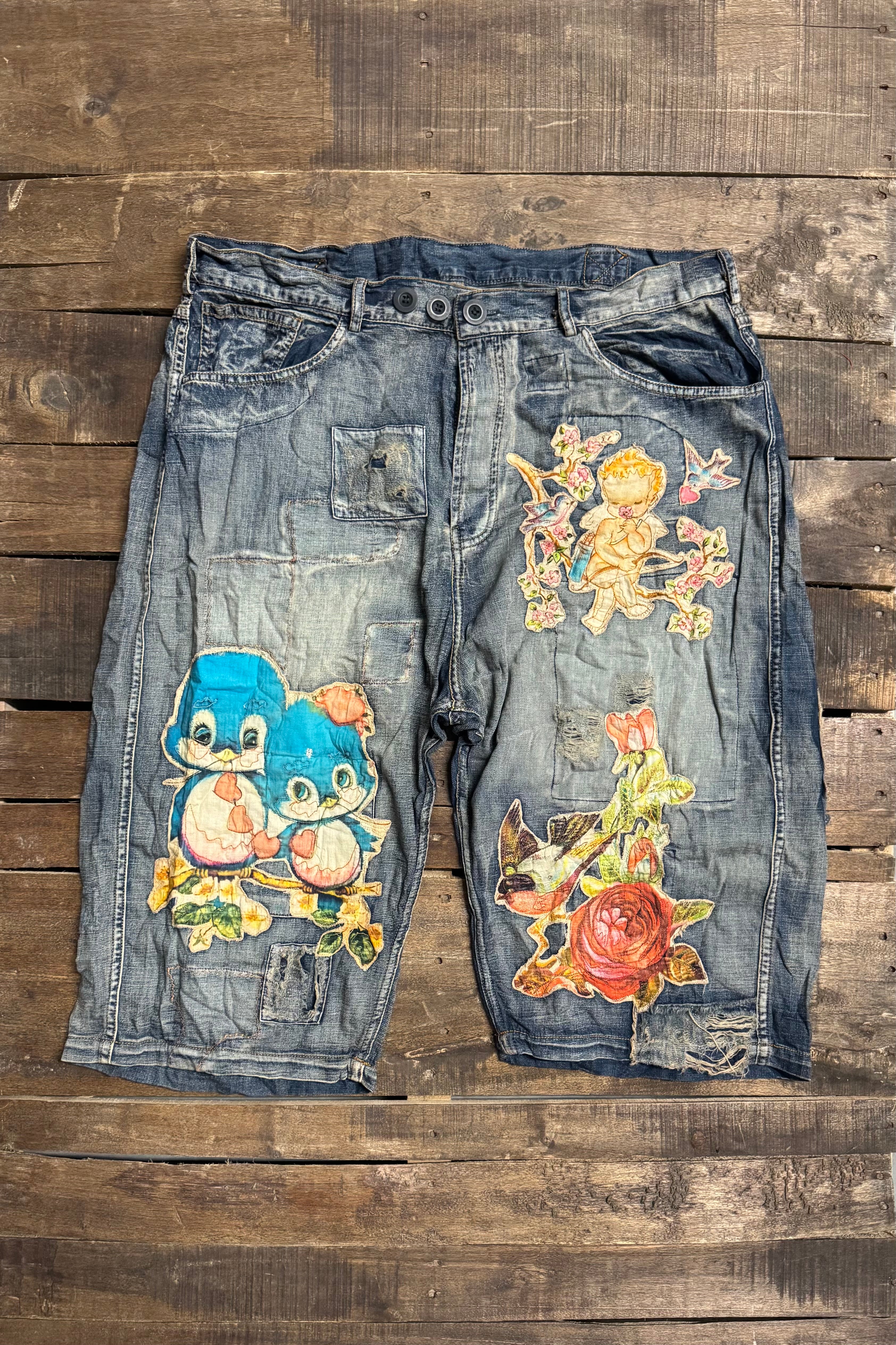 Desert Drift Shorts in Flutter Away