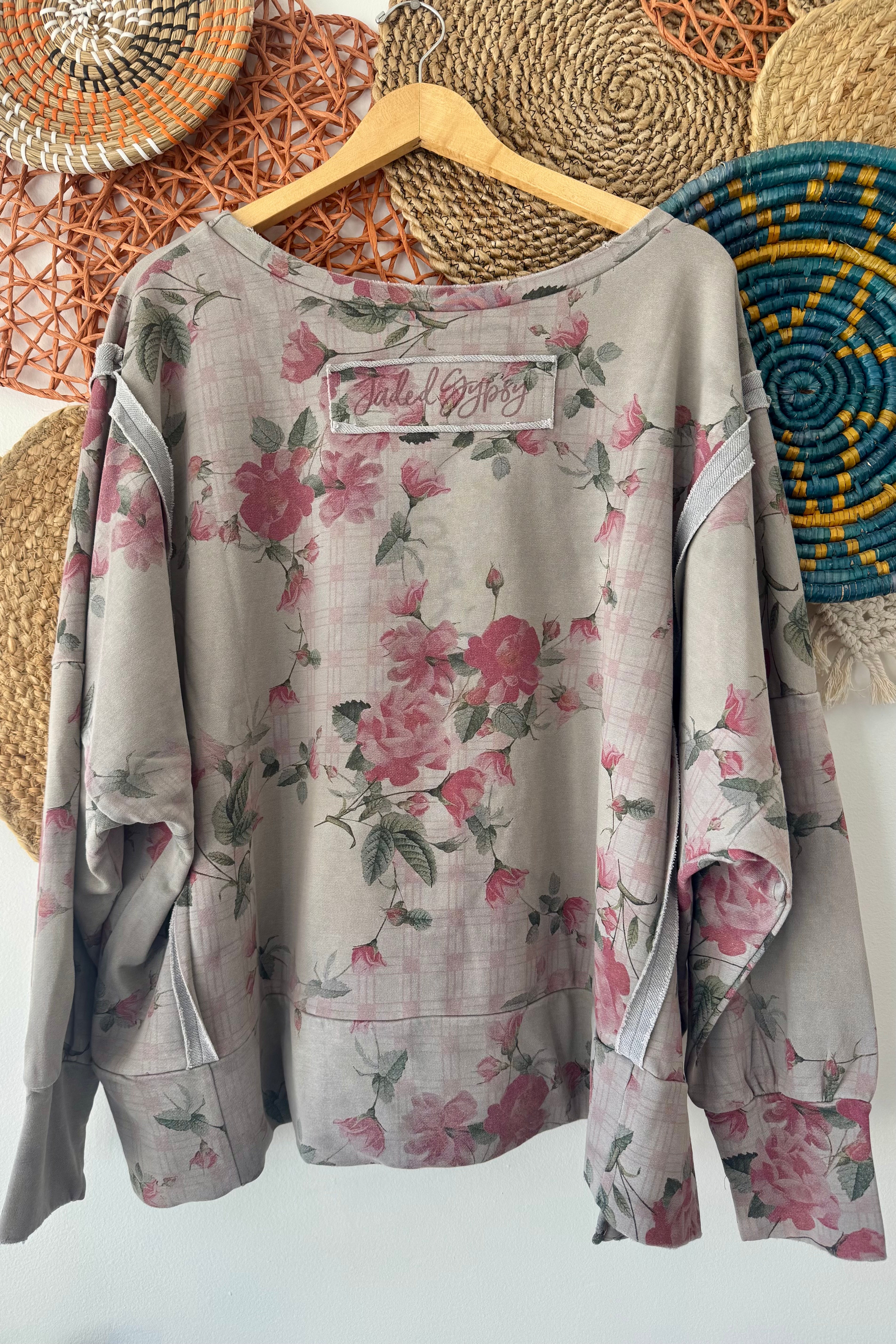 Moon Views Sweatshirt in Trellis Winds
