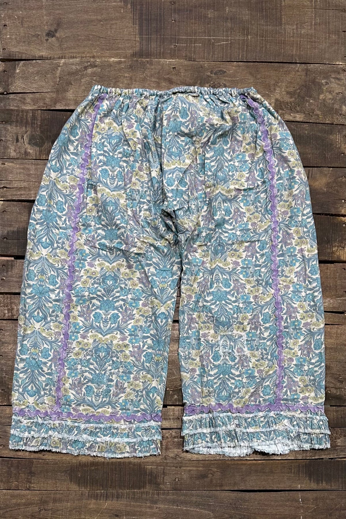 Garden Romance Bloomer in Teal Floral