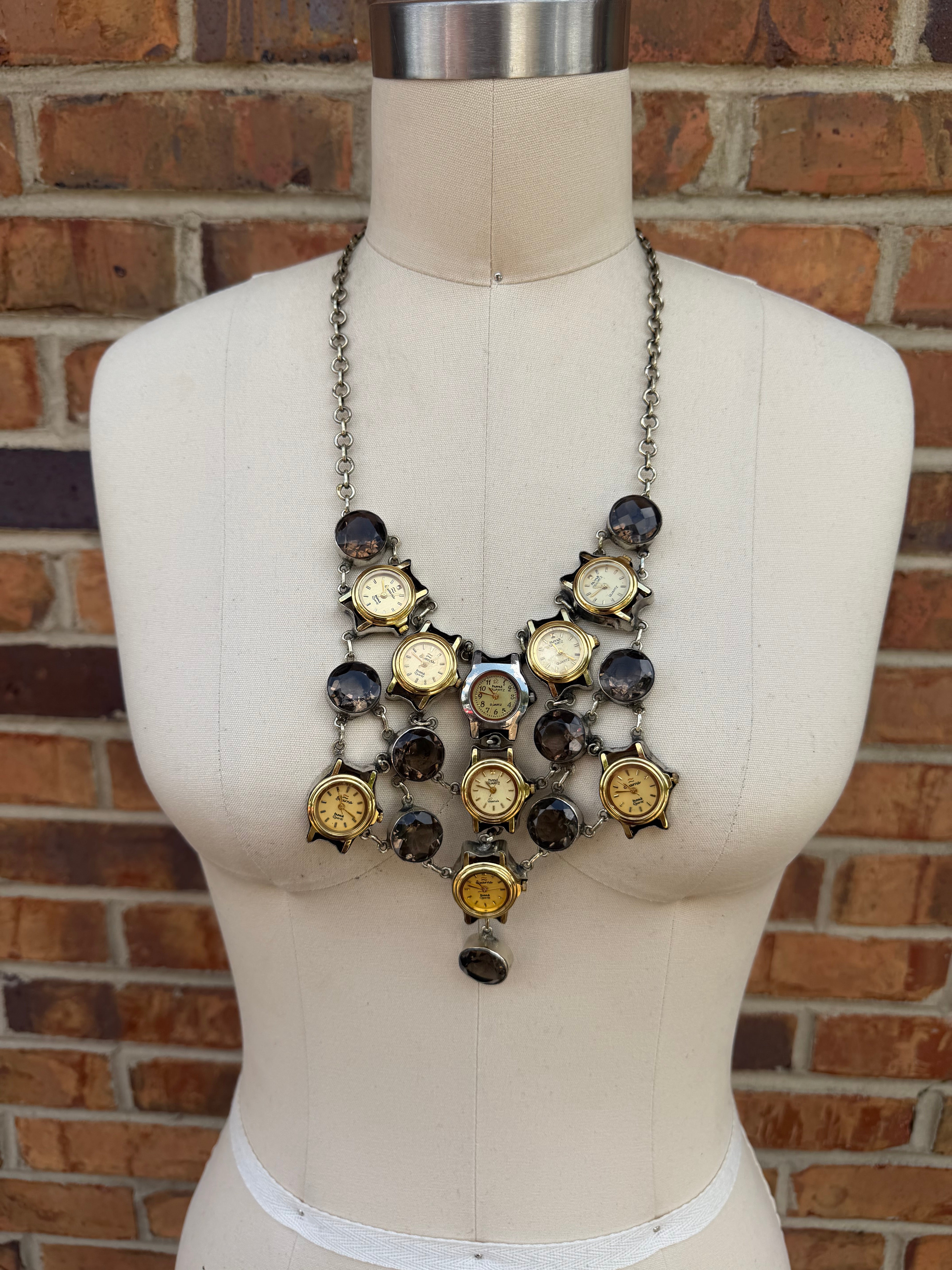 Click Clack - Watch Clock Necklace