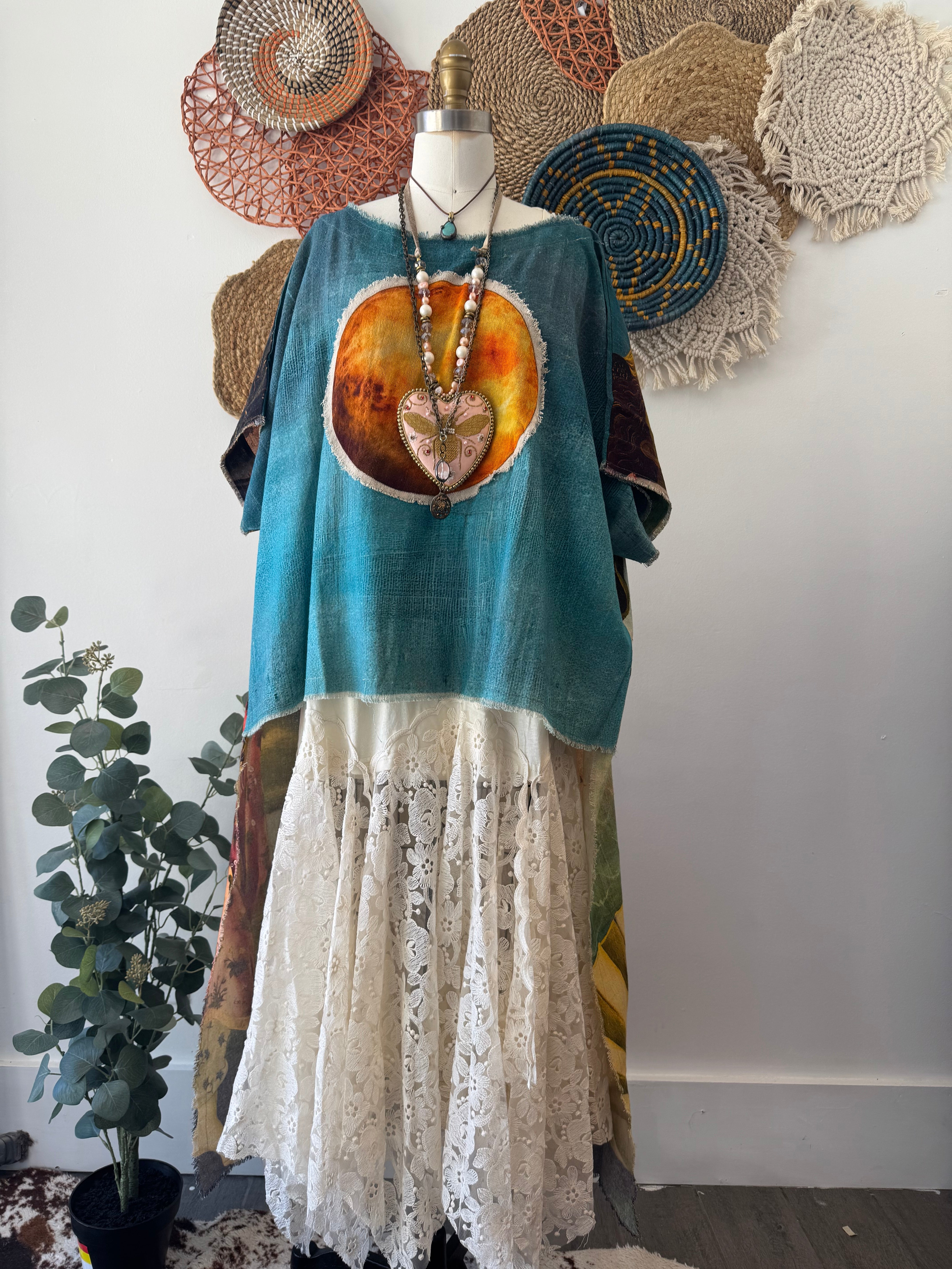 The Artist Hi Low Tunic Top