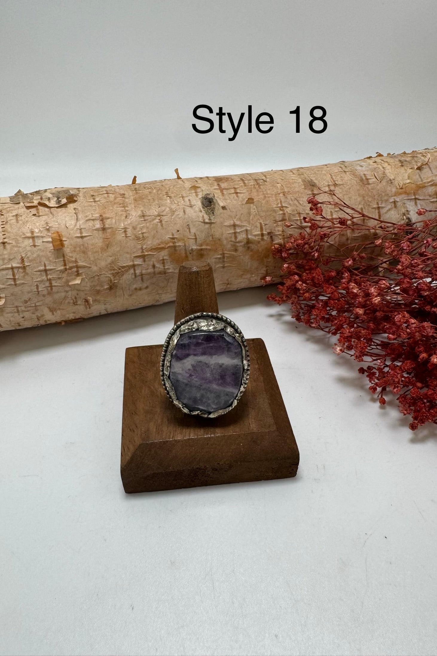 Lil Stunner Stone Ring