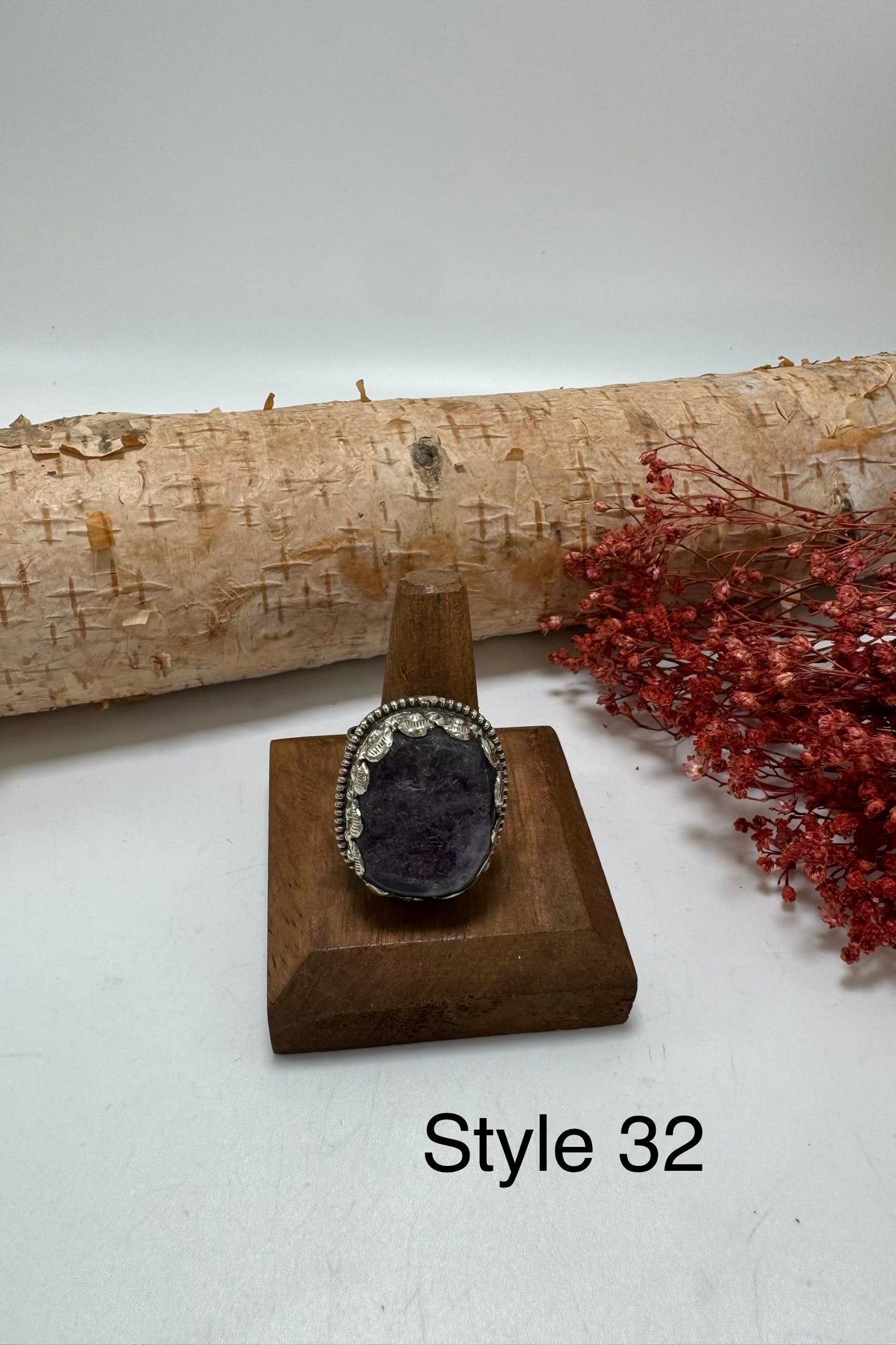 Lil Stunner Stone Ring