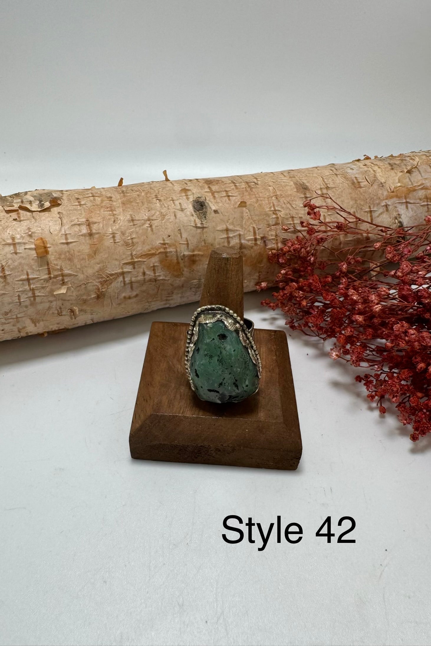 Lil Stunner Stone Ring