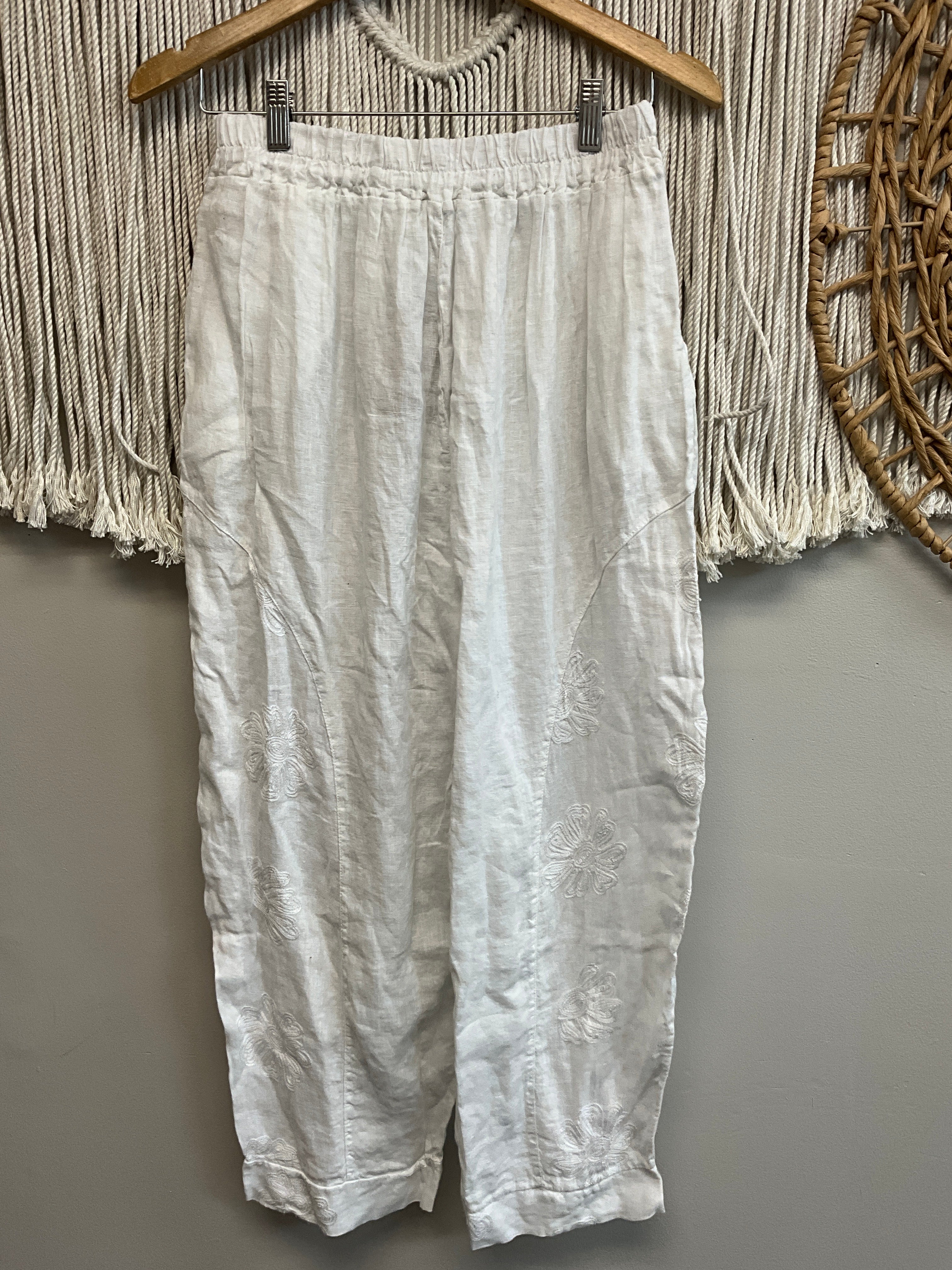 Camille & Co White relaxed Pant SALE