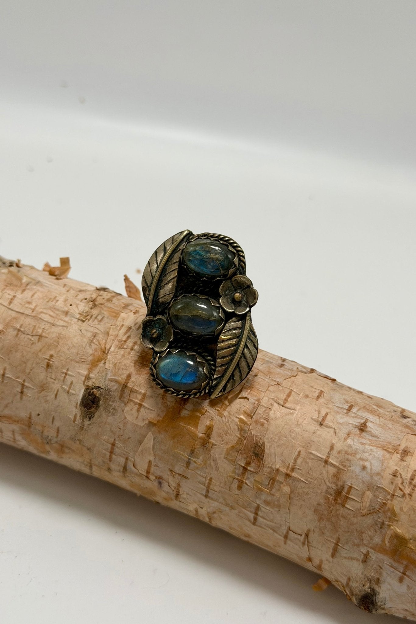 3s a Charm Labradorite Ring - ivyandlavyboutique ivyandlavyboutique