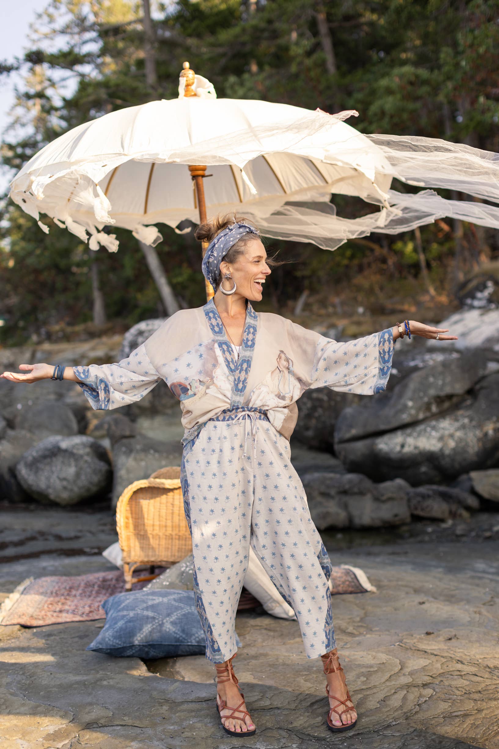 Head In The Clouds Pixie Duster Cropped Kimono w/ Stars