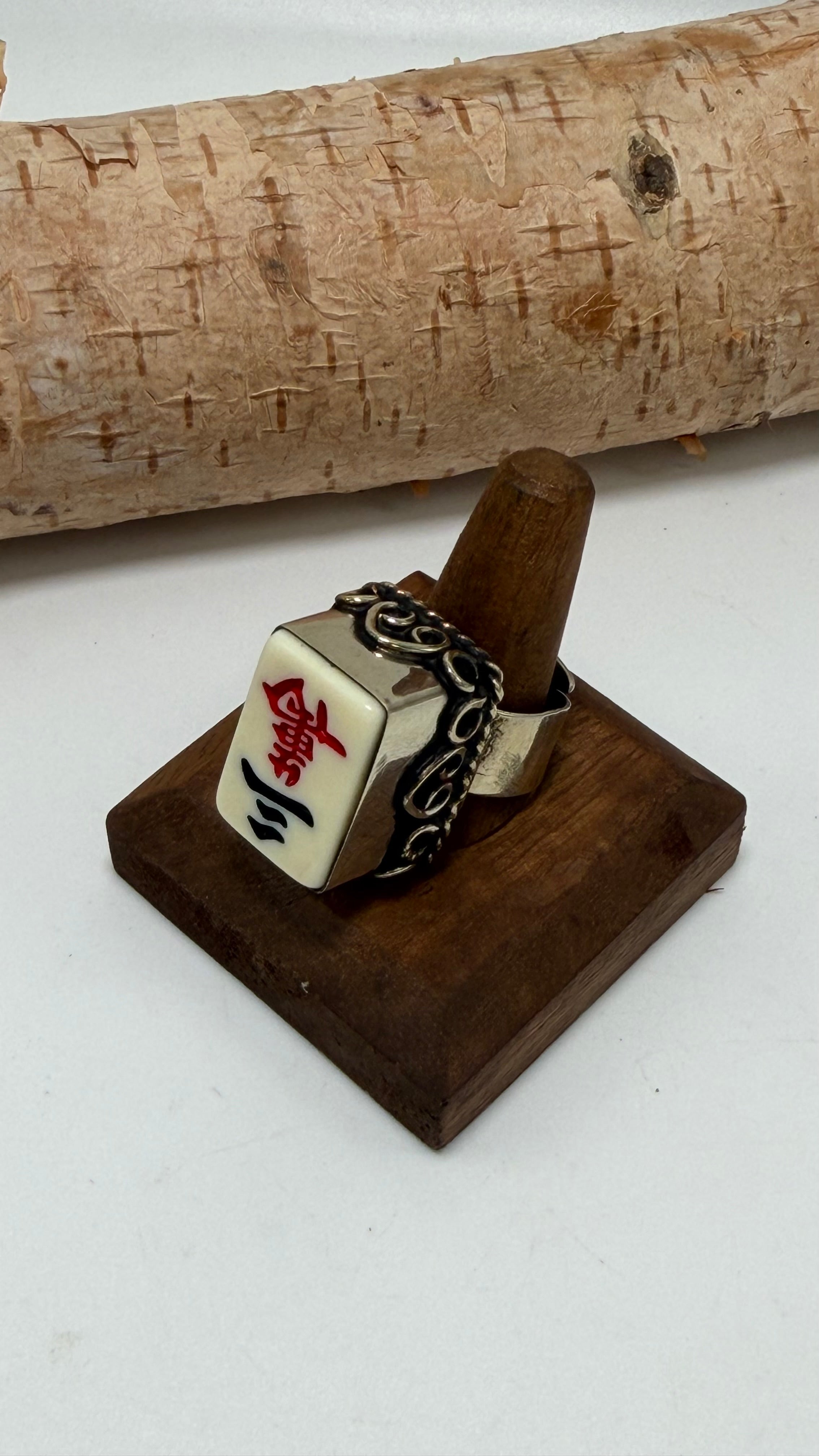 Mahjong Ring Suit Tile Characters - style 1