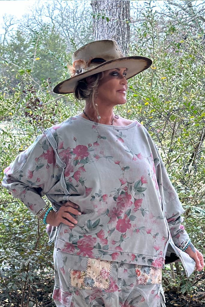 Moon Views Sweatshirt in Trellis Winds