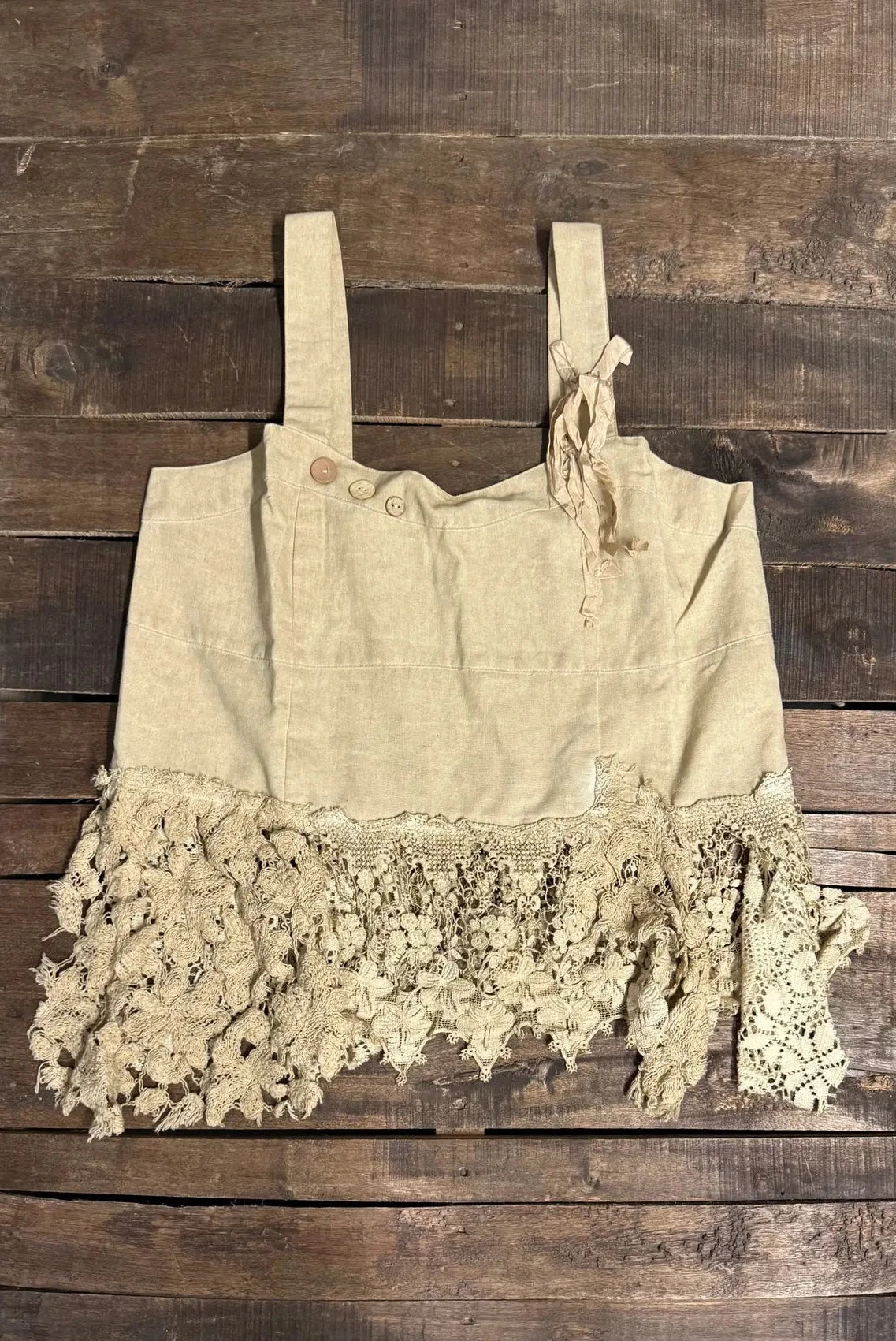 Heirloom Heart Tank - Tea Stain