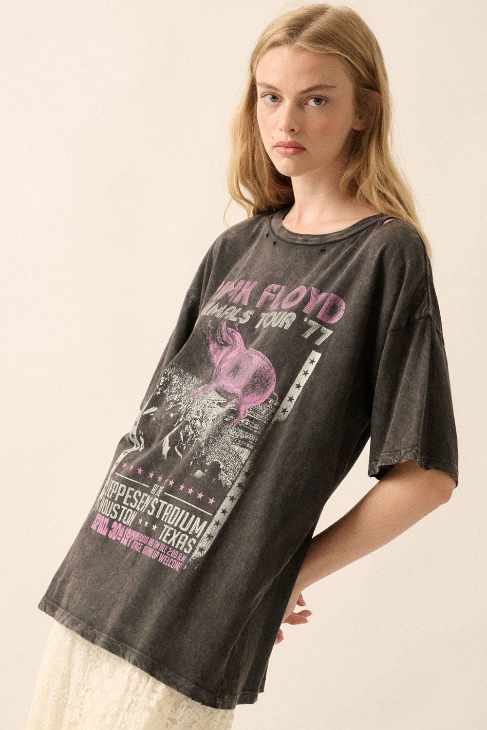 Sale - Pink Floyd Animals Tour '77 Distressed Graphic Tee