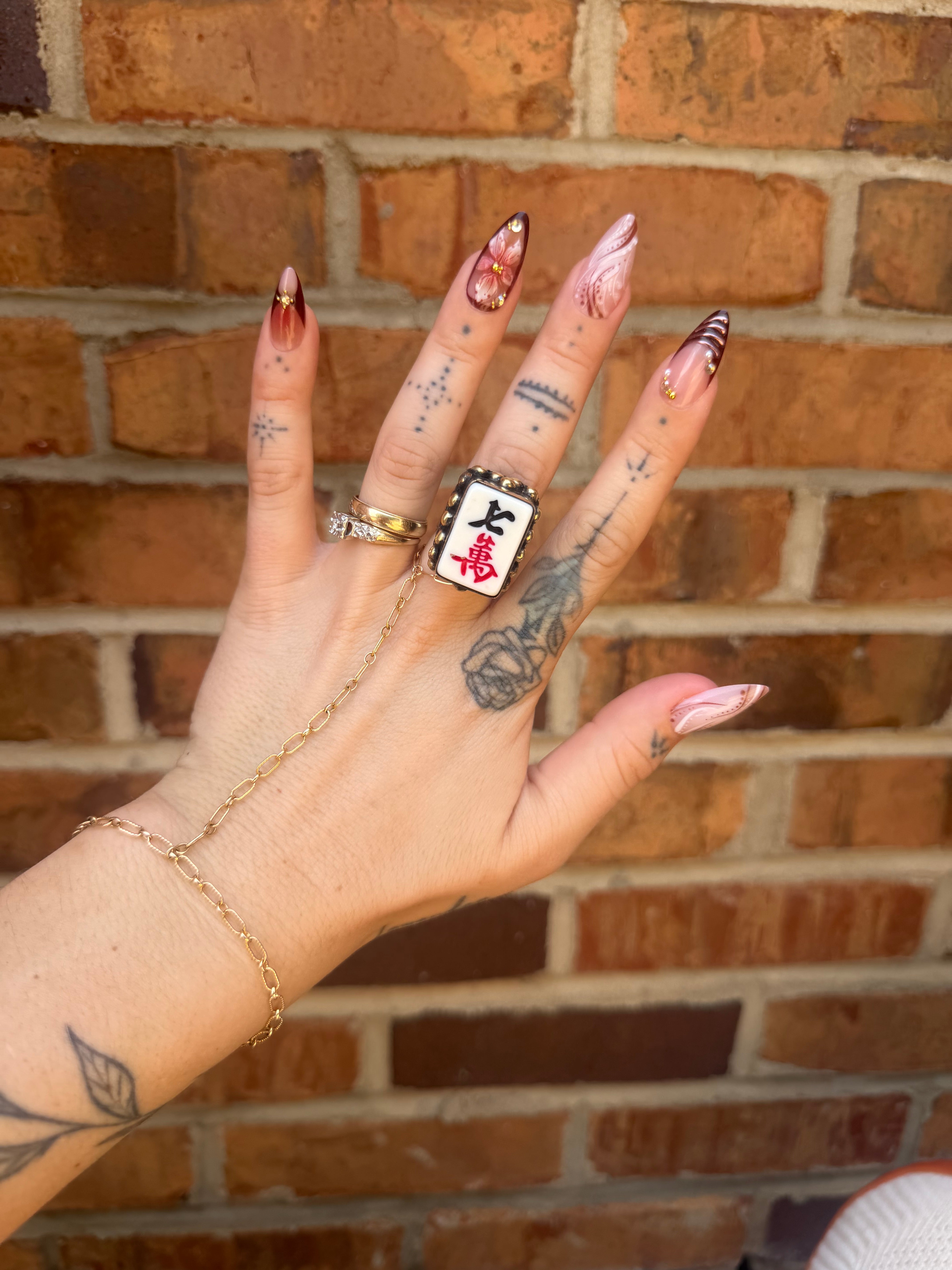 Mahjong Ring Suit Tile Characters - style 2
