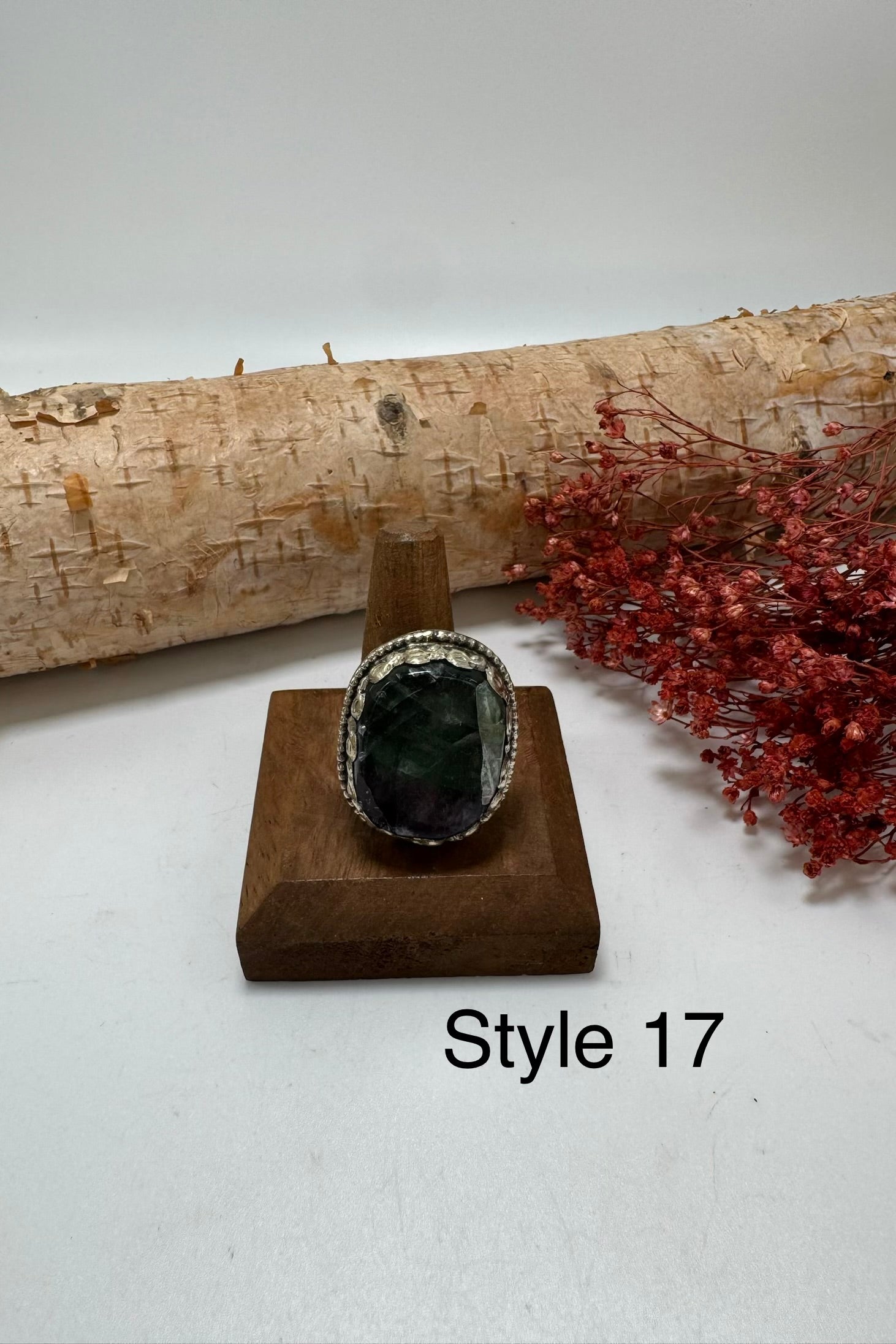 Lil Stunner Stone Ring
