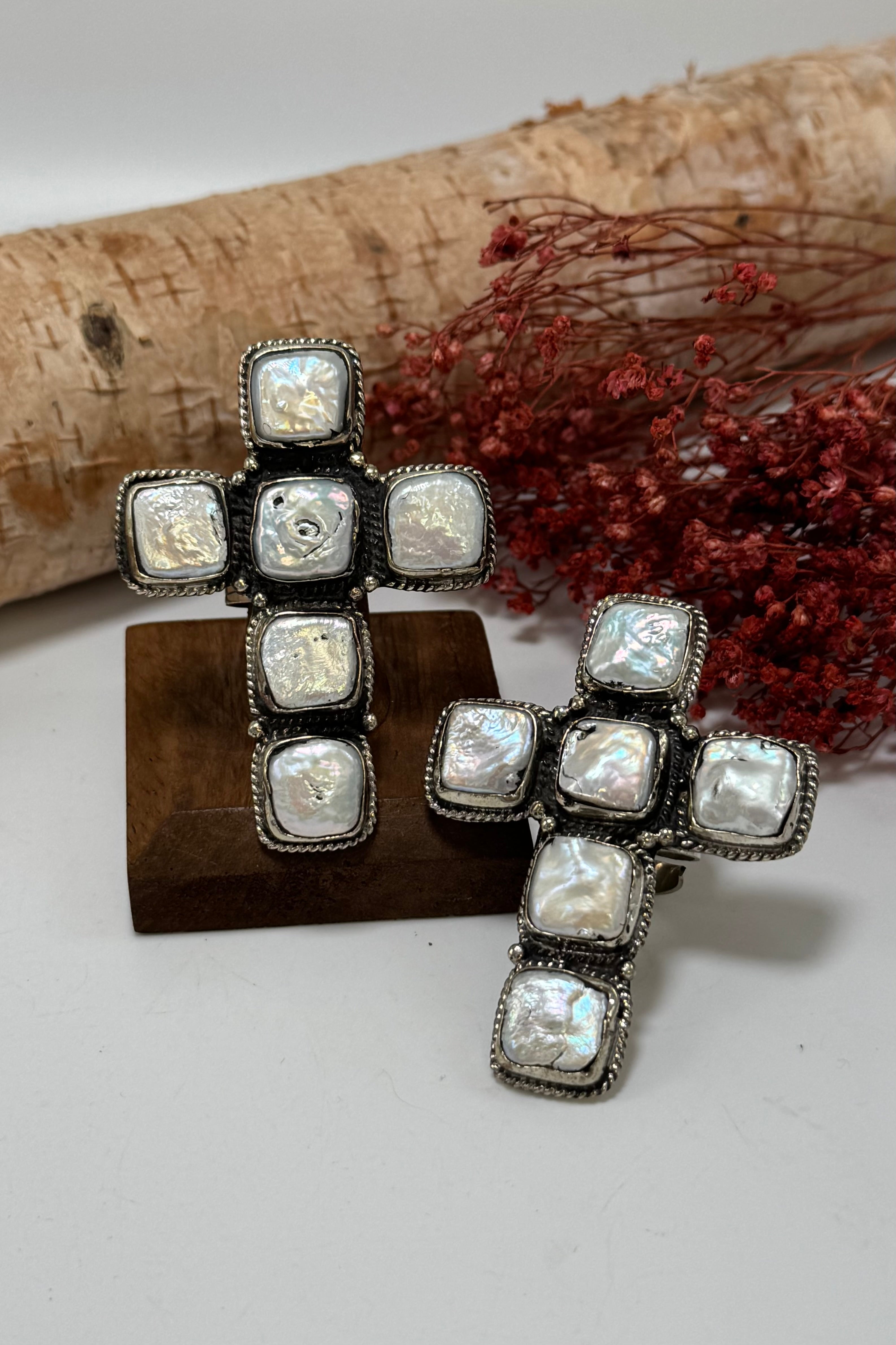 Pearl Cross Ring