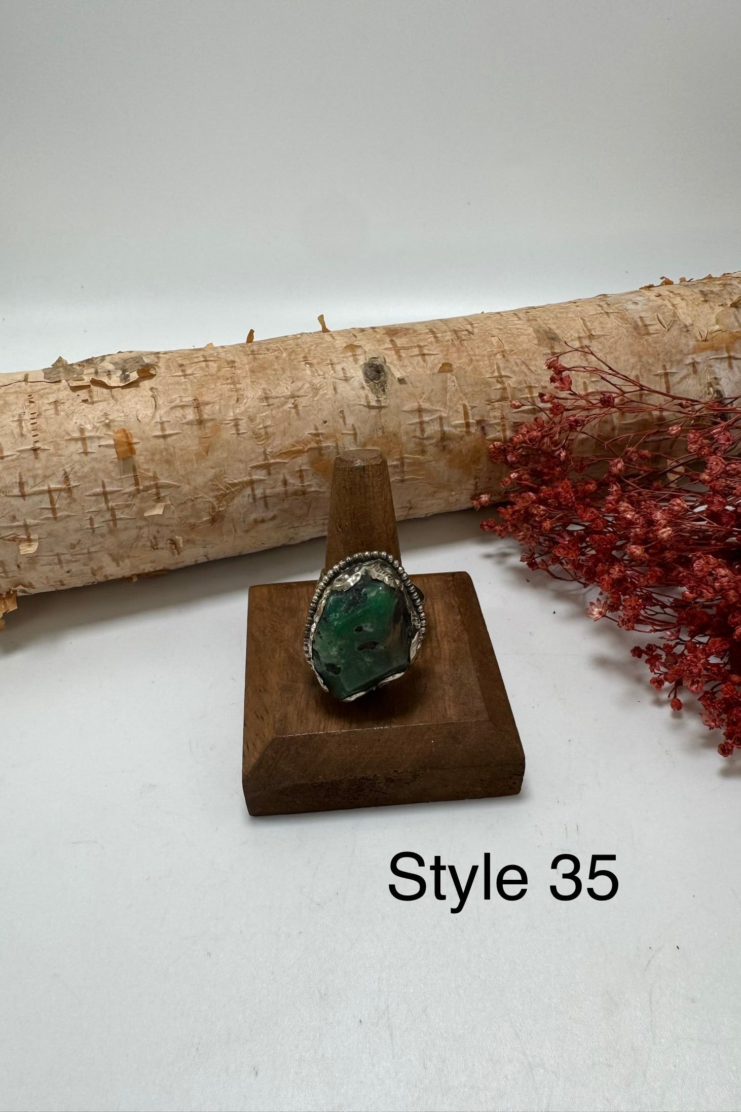 Lil Stunner Stone Ring