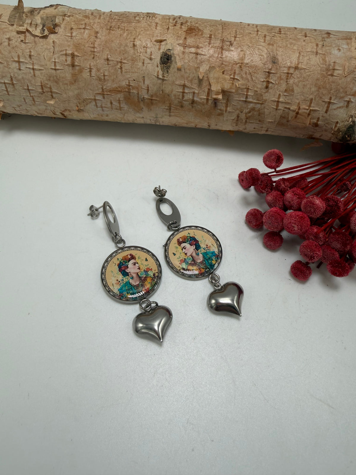 Frida And Heart Earrings 3