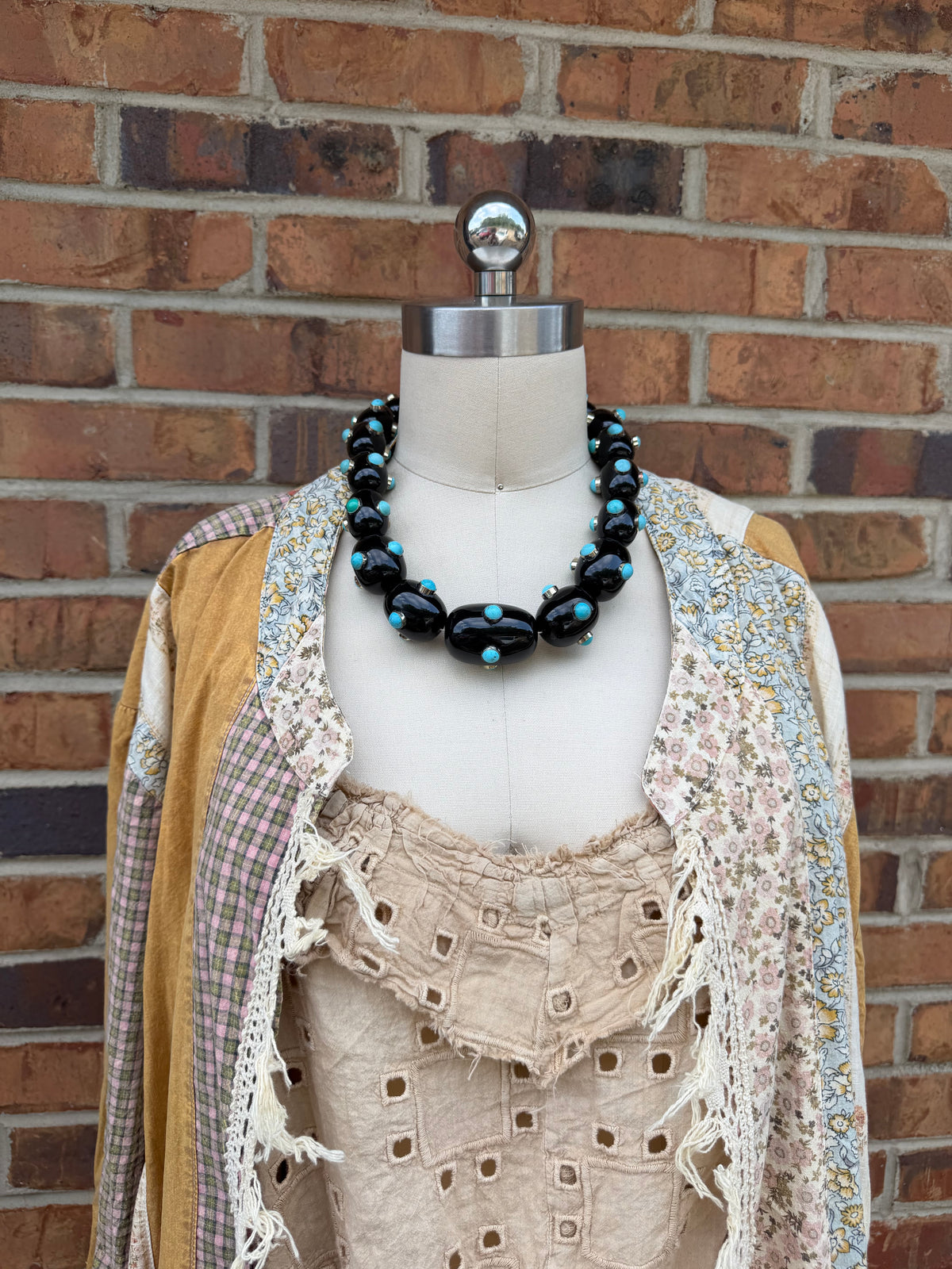Resin Gem Beaded Ball Necklace in Black