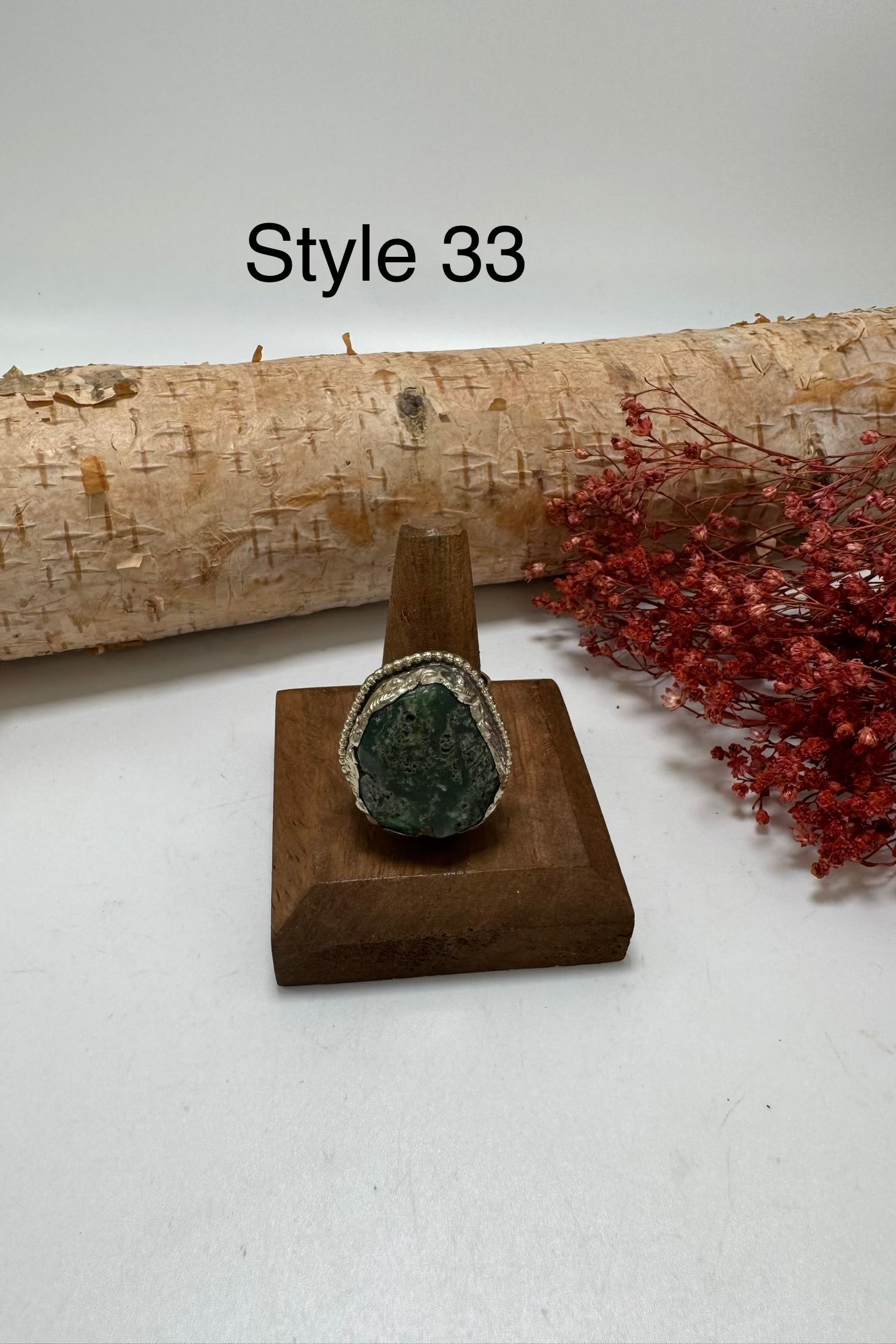 Lil Stunner Stone Ring