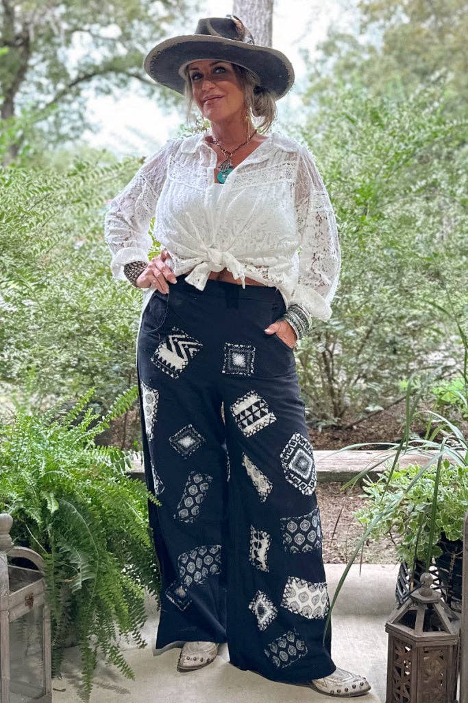 Sale - The Pieces Fit Pants in Aztec Print