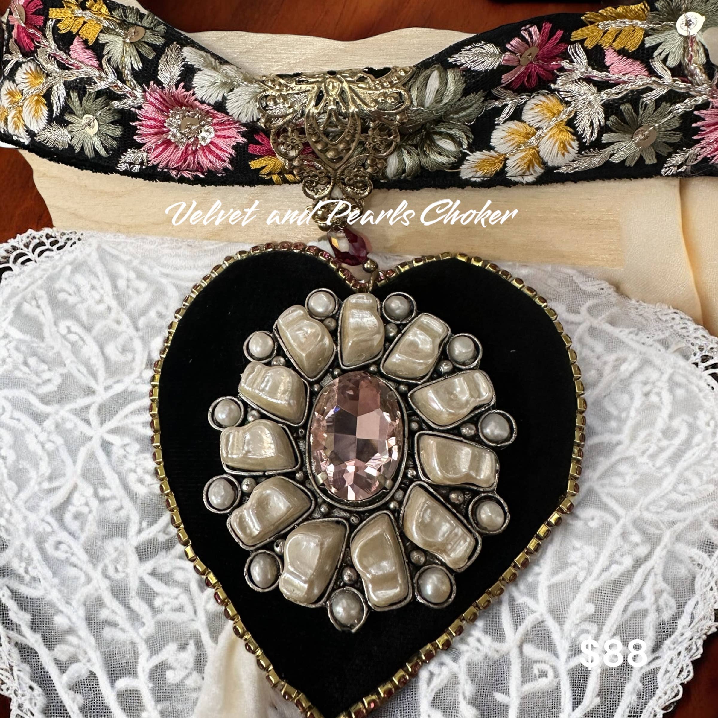 Velvet Pearl Heart Choker
