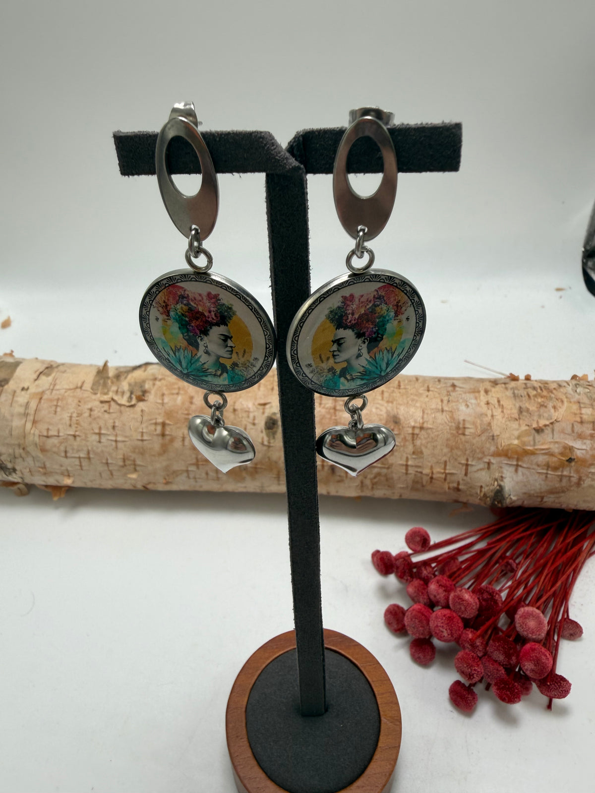 Frida And Heart Earrings 1