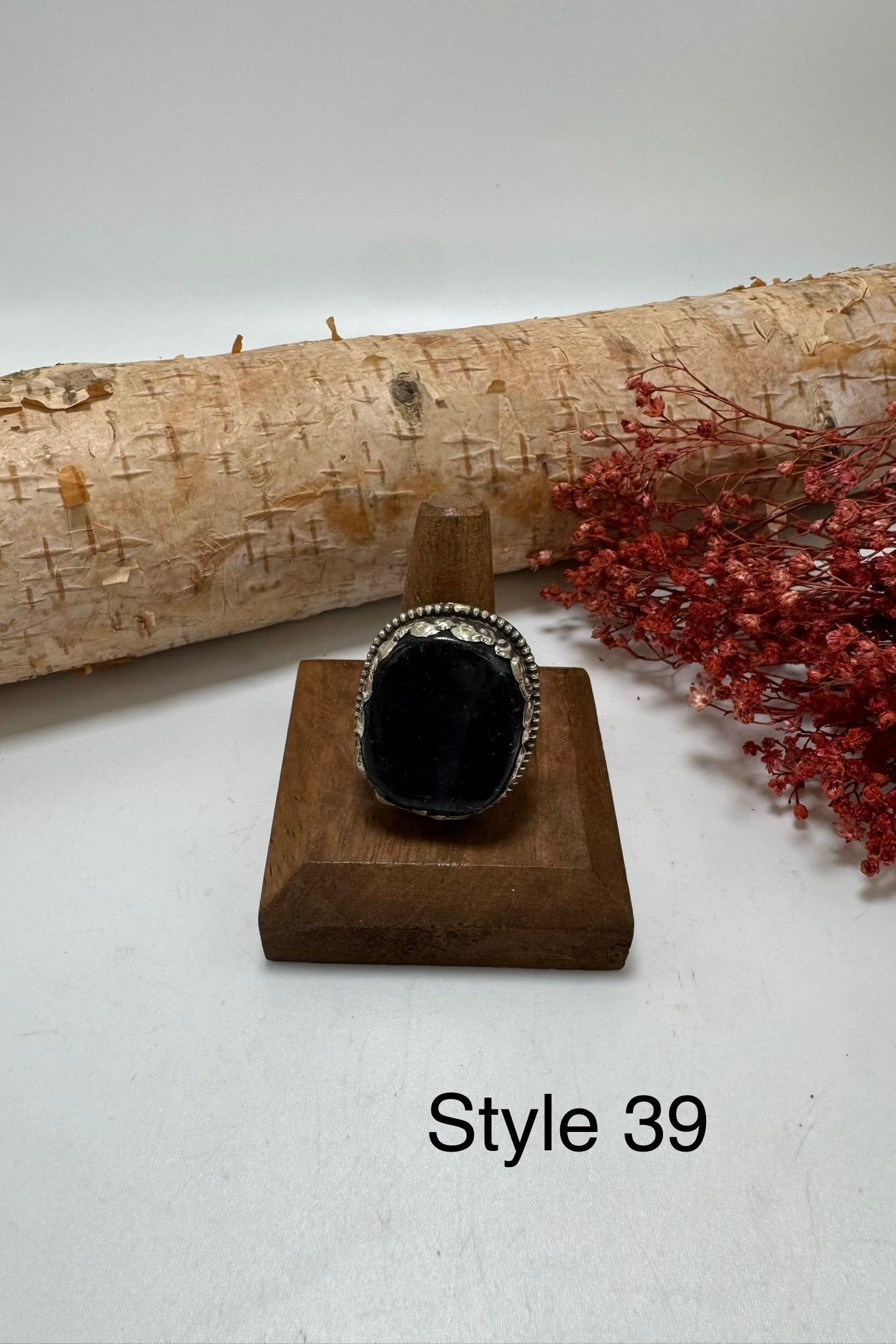 Lil Stunner Stone Ring