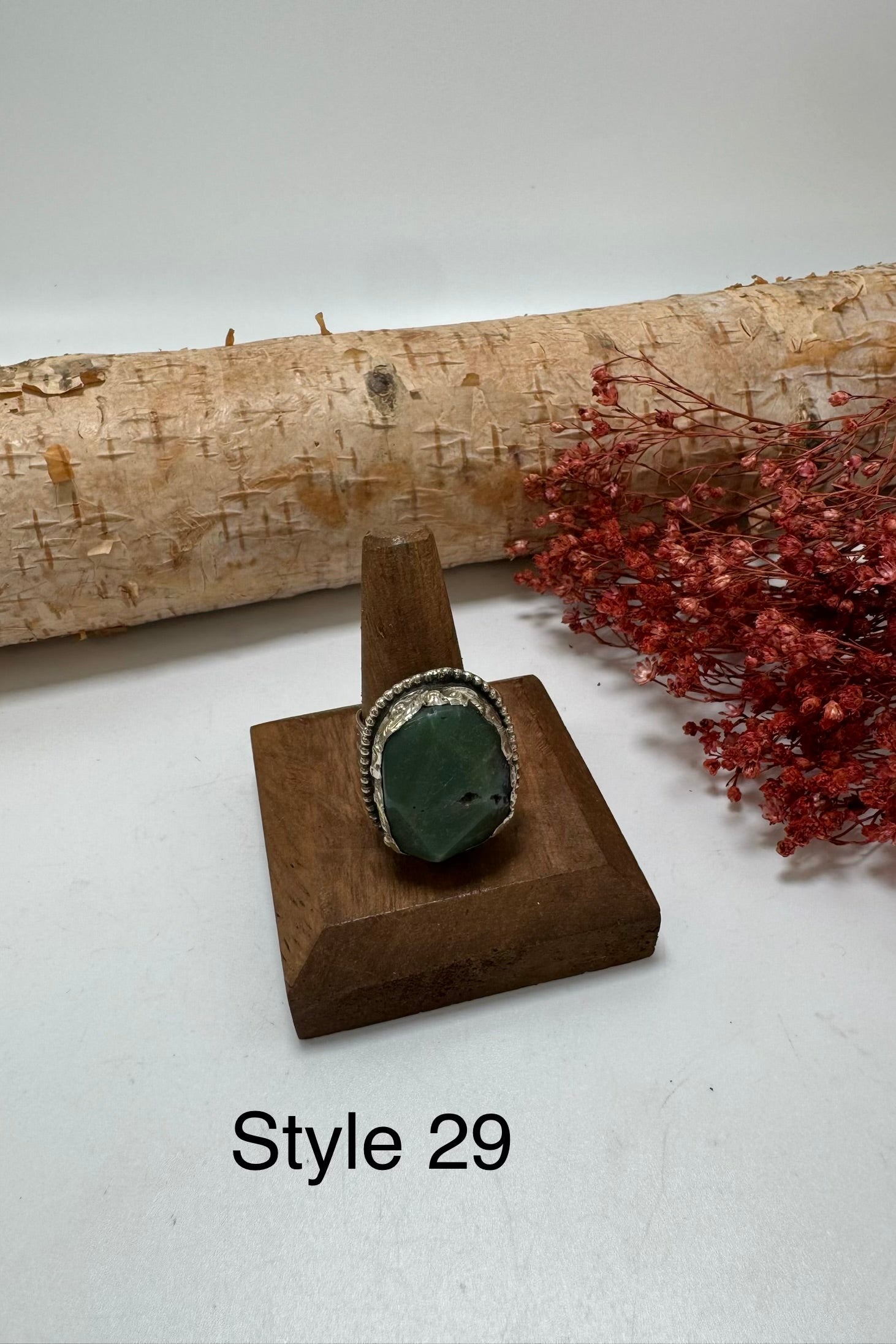 Lil Stunner Stone Ring