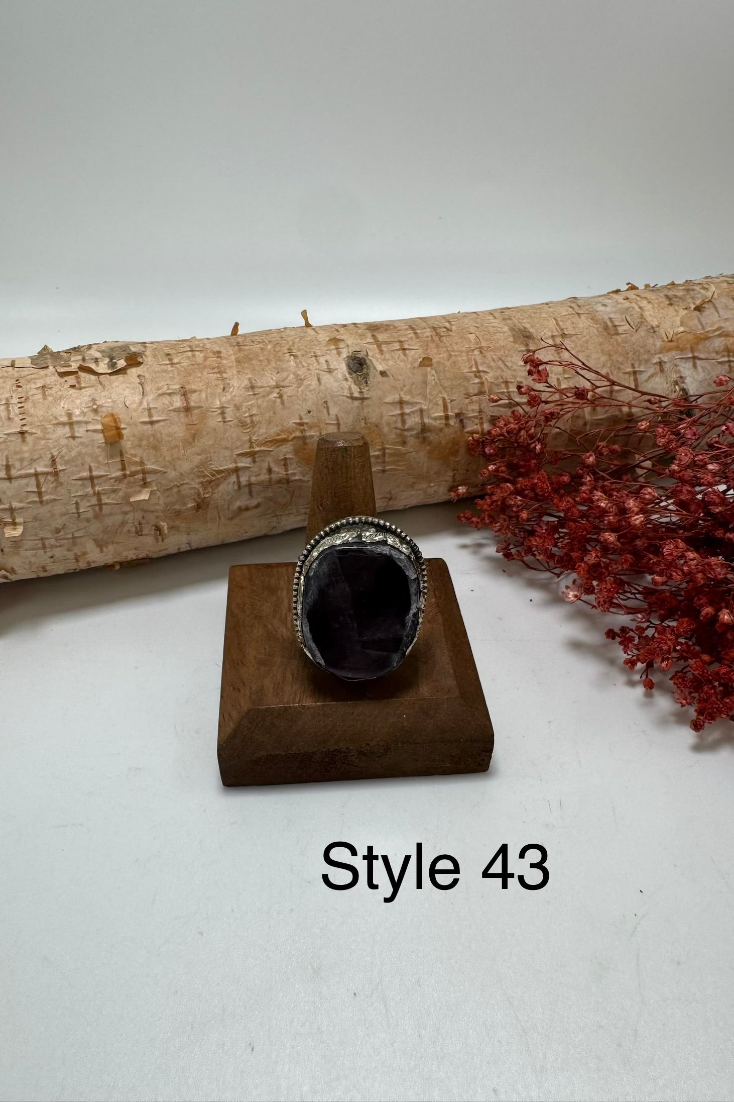 Lil Stunner Stone Ring