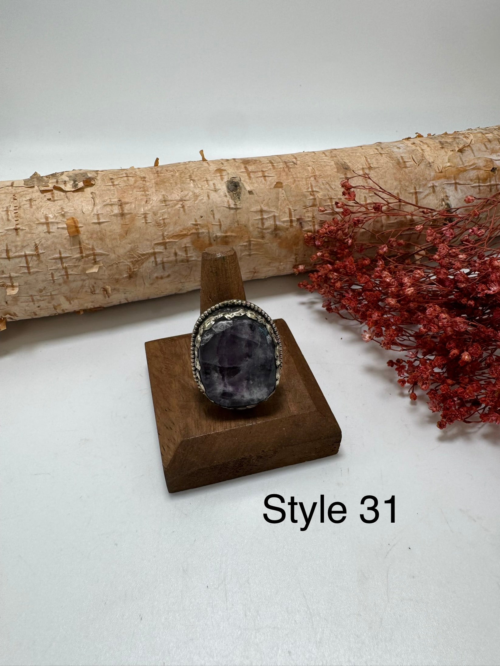 Lil Stunner Stone Ring