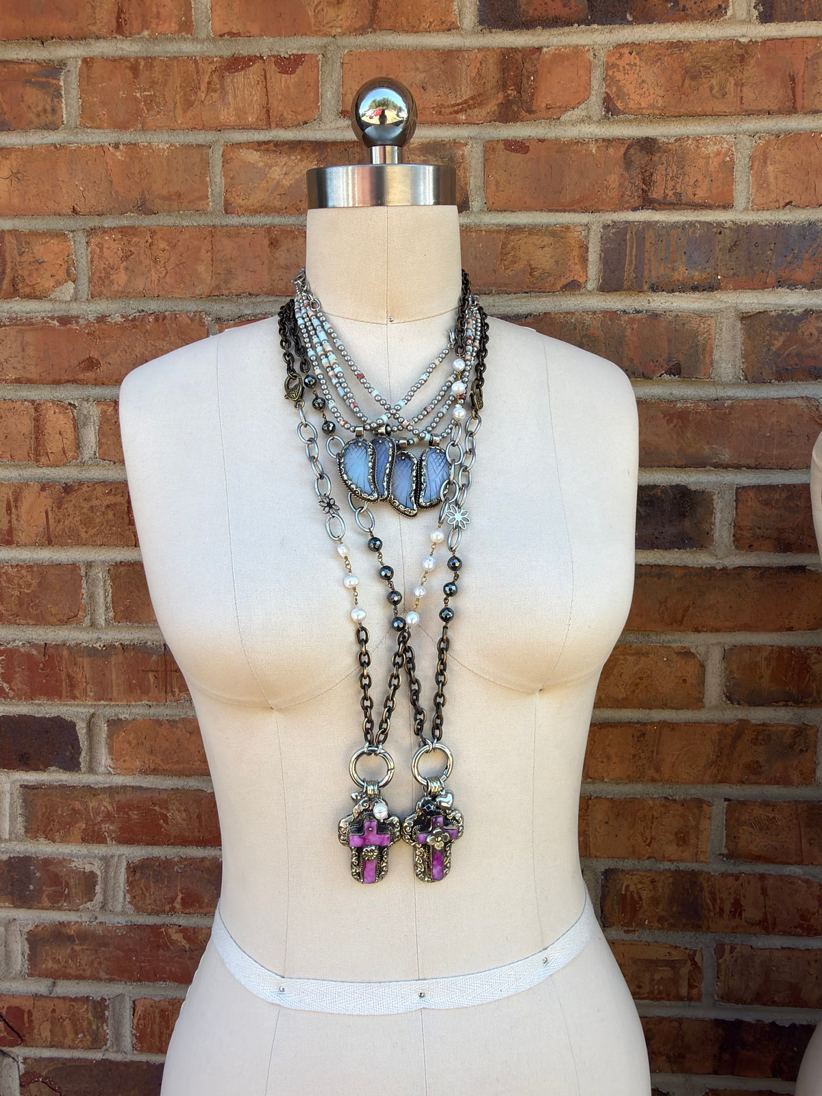 Feather Banter Necklace