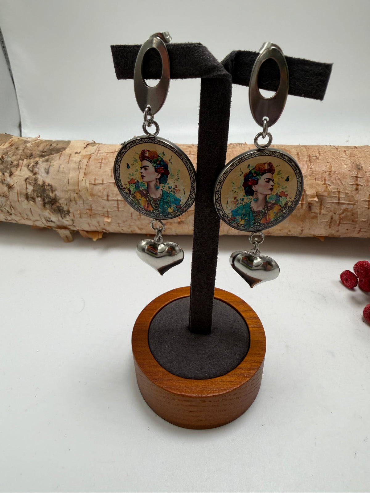Frida And Heart Earrings 3