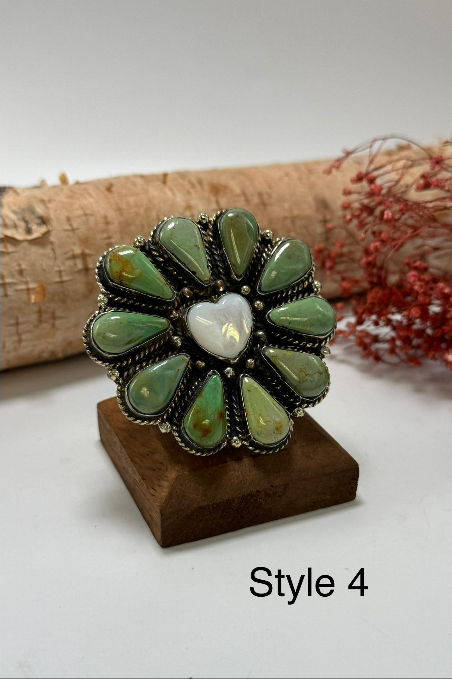 Flower of your Heart Ring