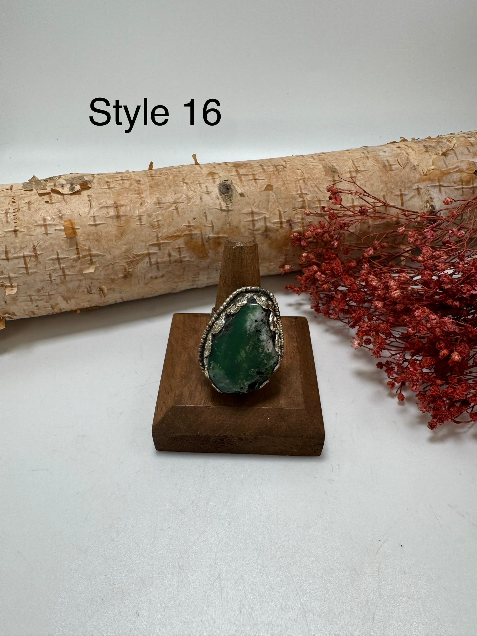 Lil Stunner Stone Ring