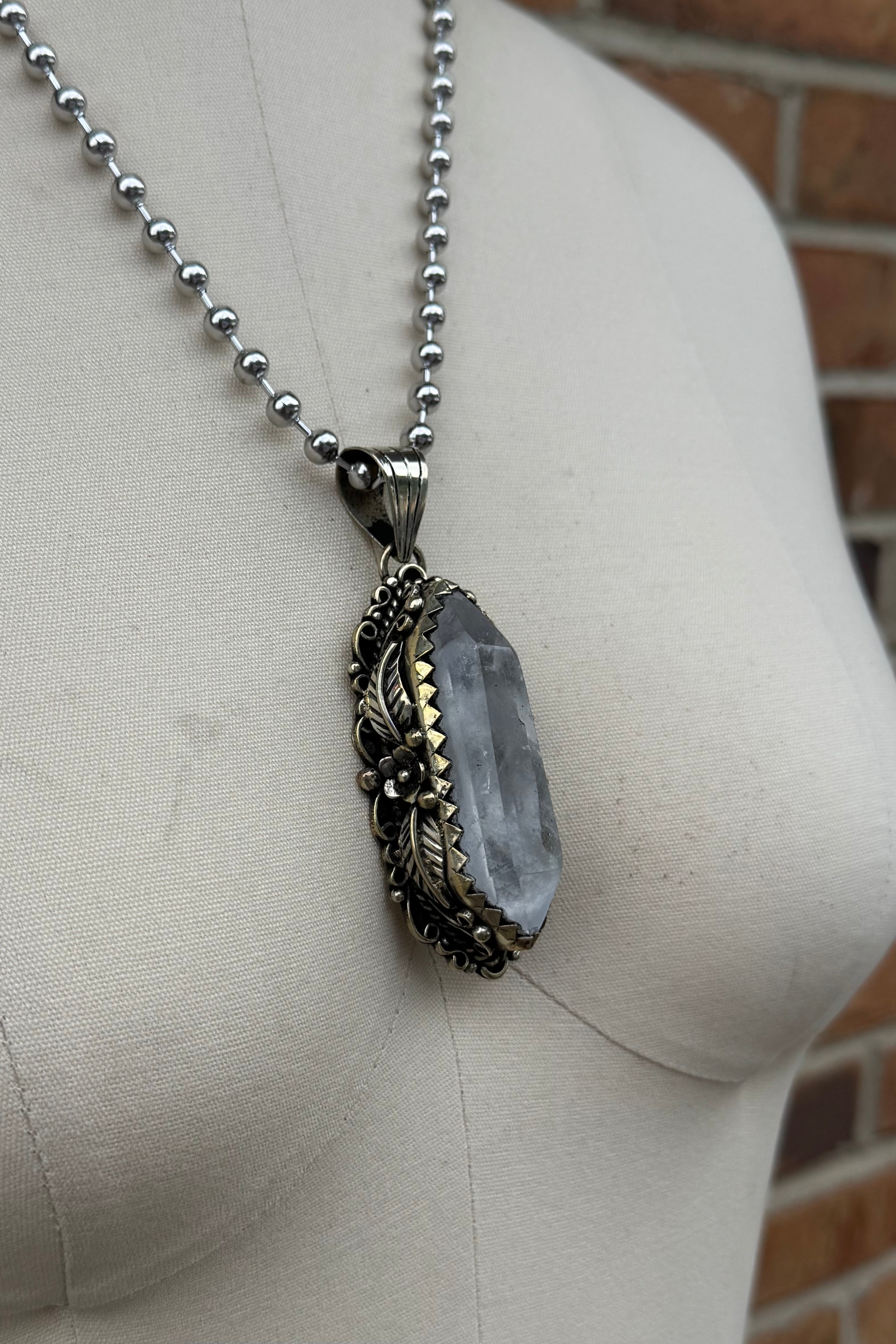 Stunner Crystal Necklace