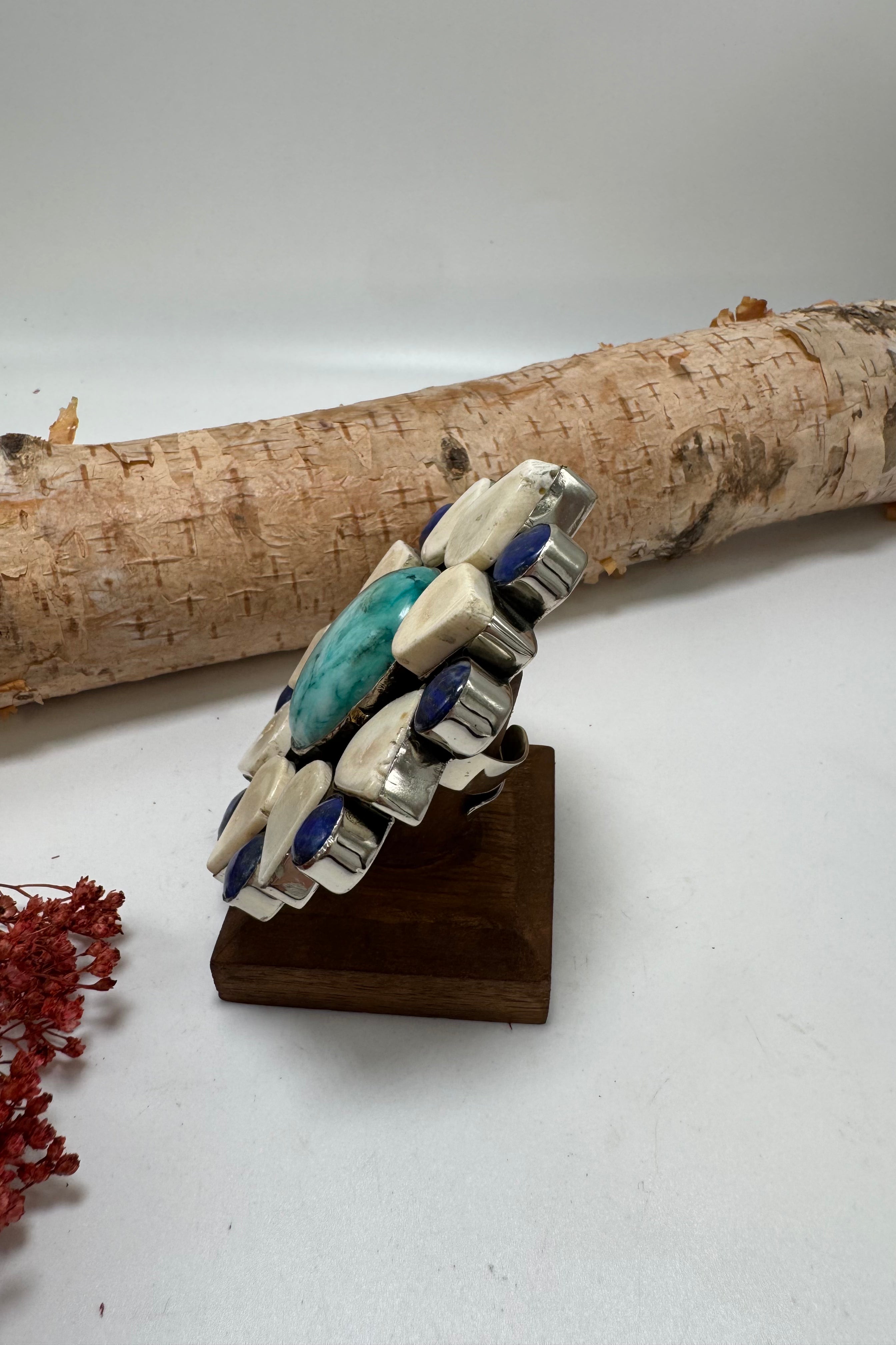 To the Point Spike Ring