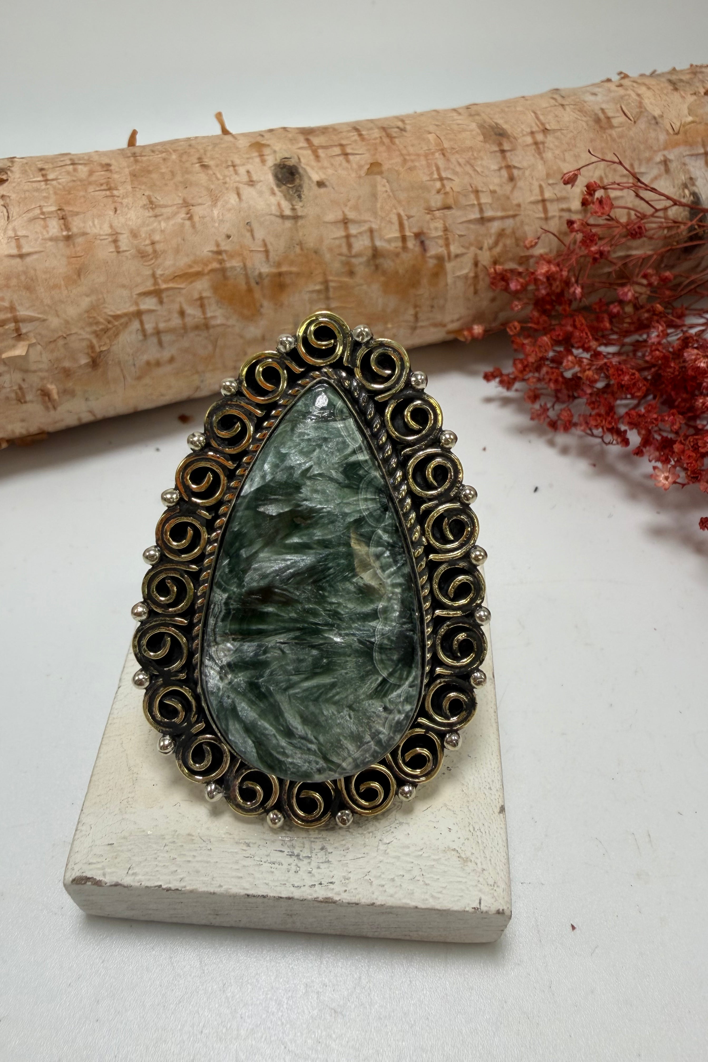 Get Twisted Ring