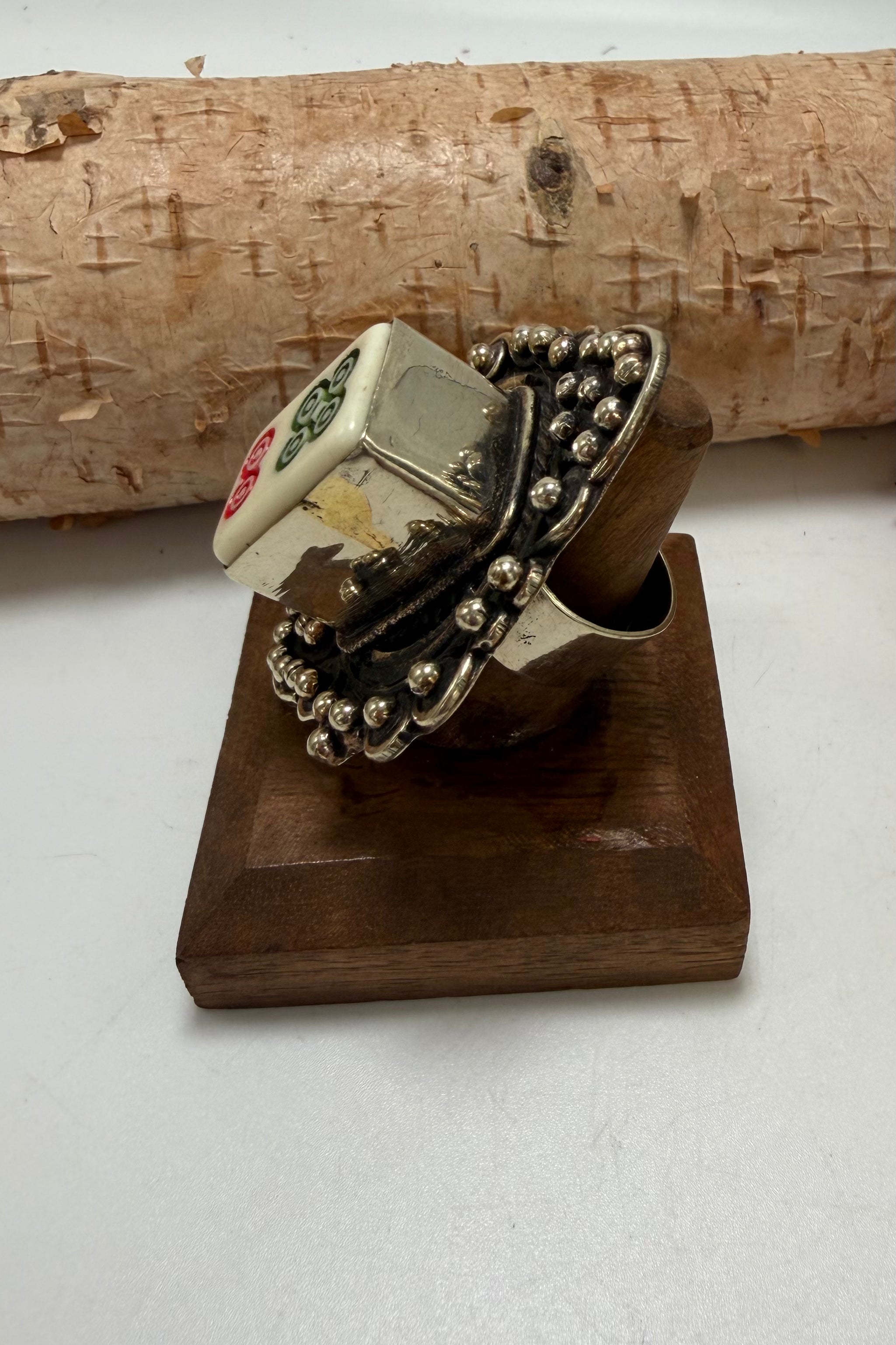 Statement Mahjong Ring