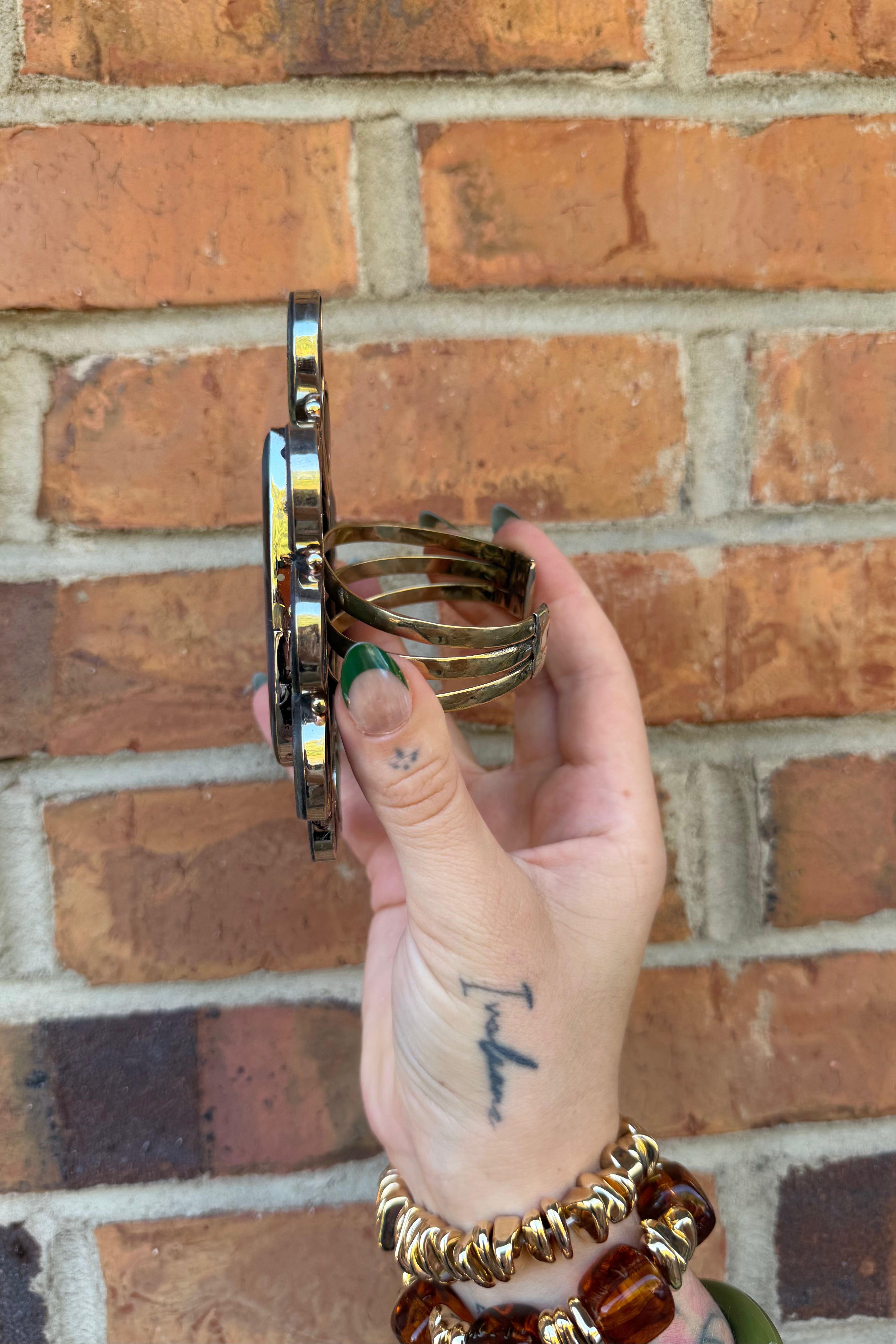 The Funky Shell Cuff