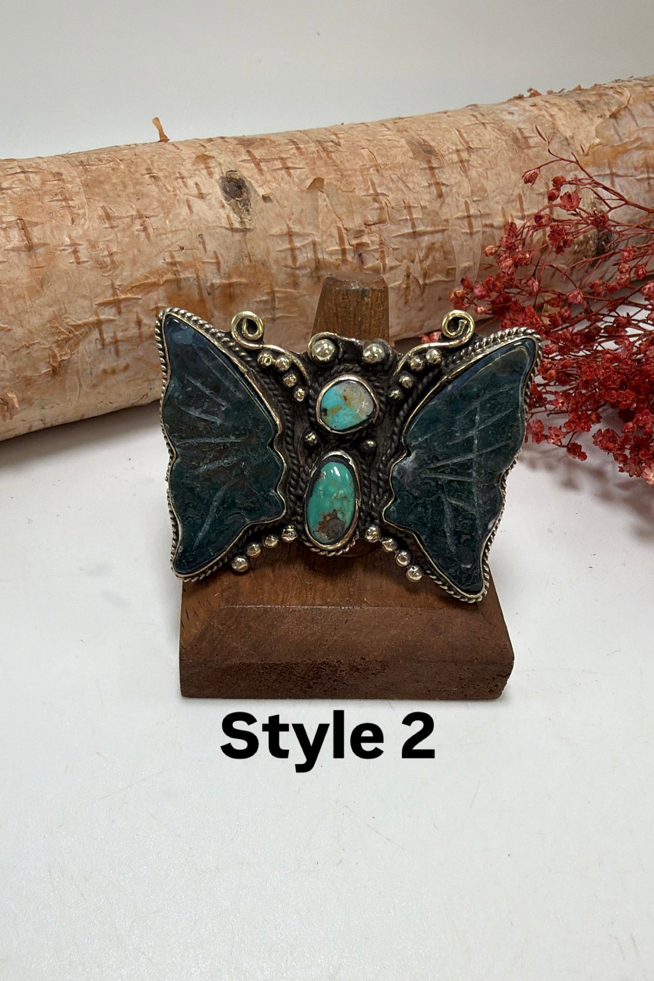 The Flutter Sister Ring