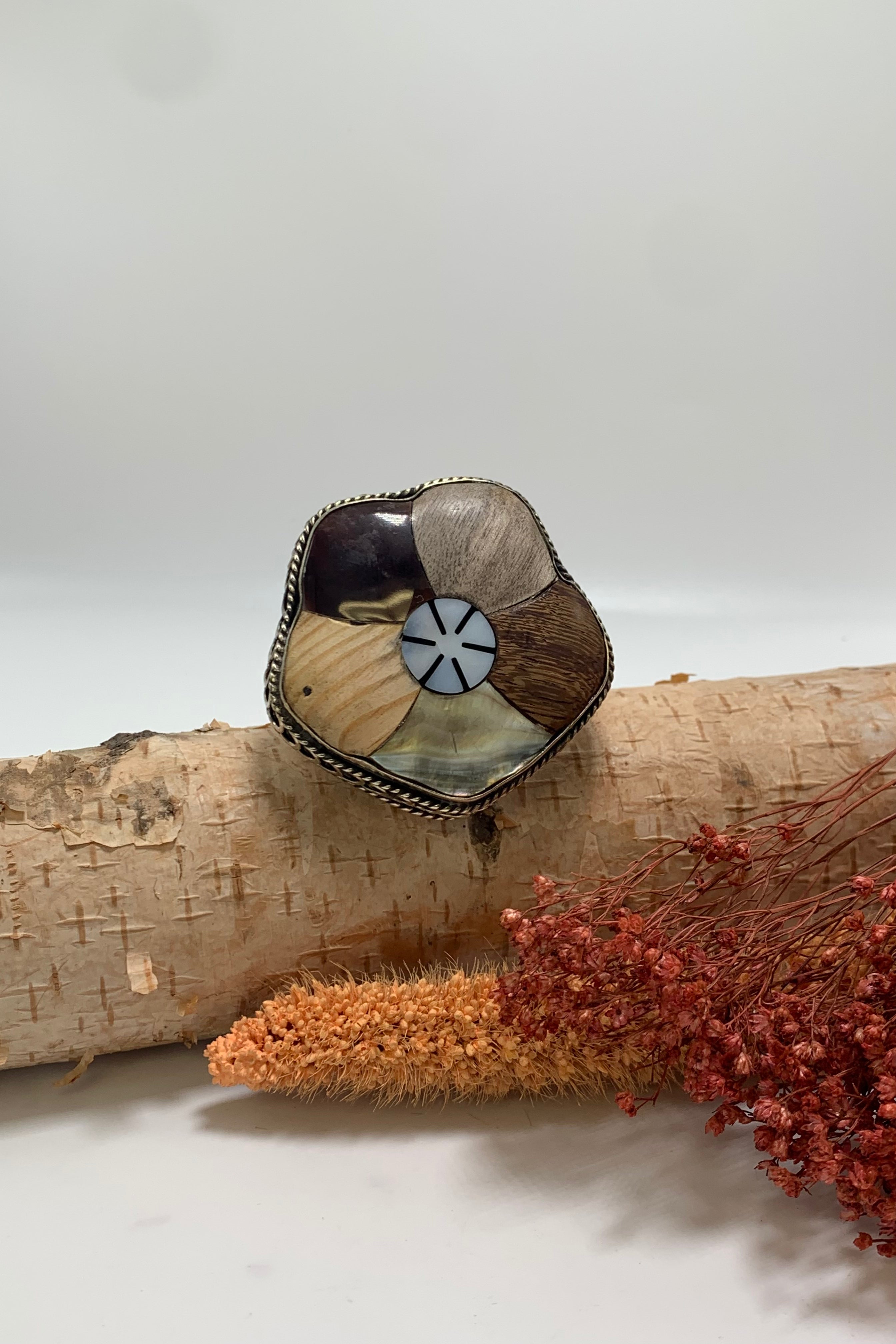 Flower Shell Ring