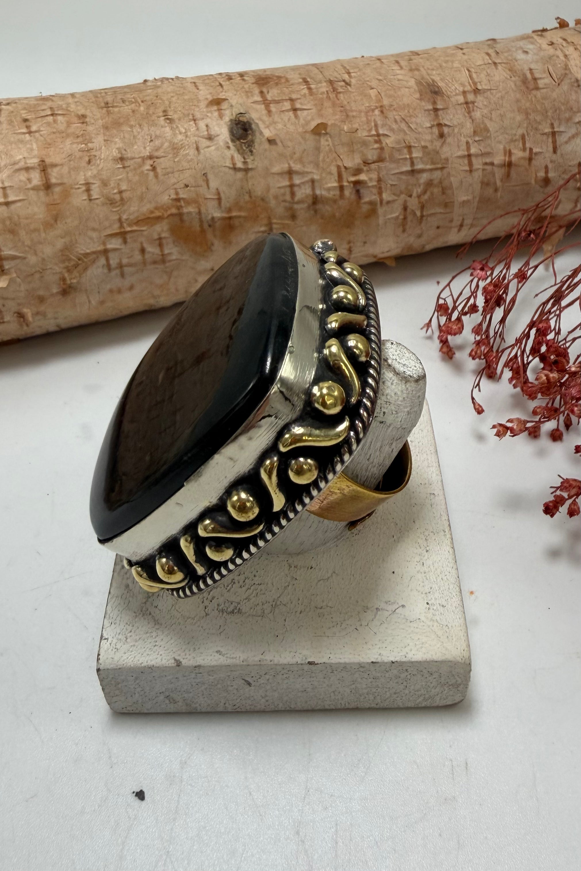 Hip to be Square Ring
