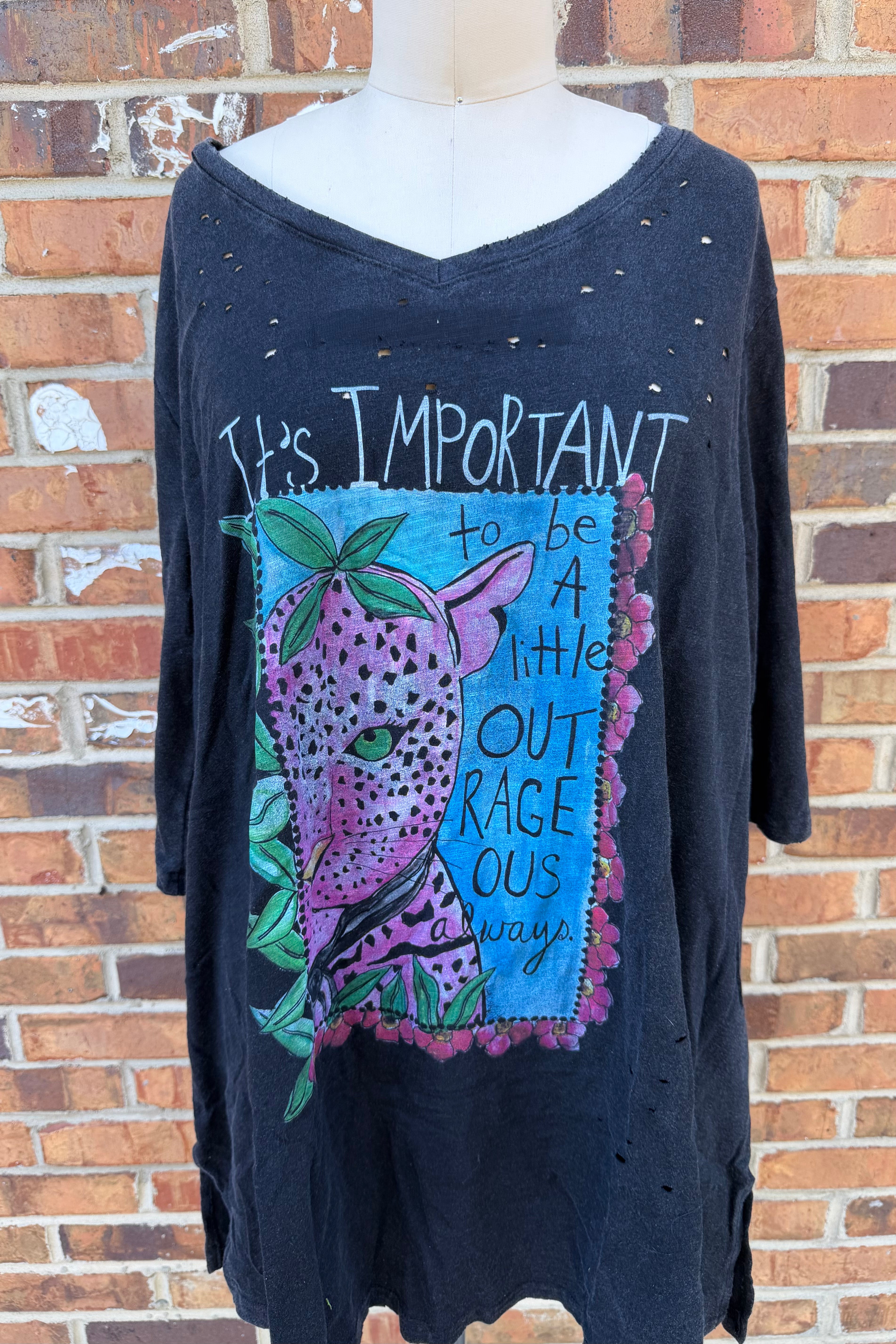 It’s Important Tee Mid Length Sleeves