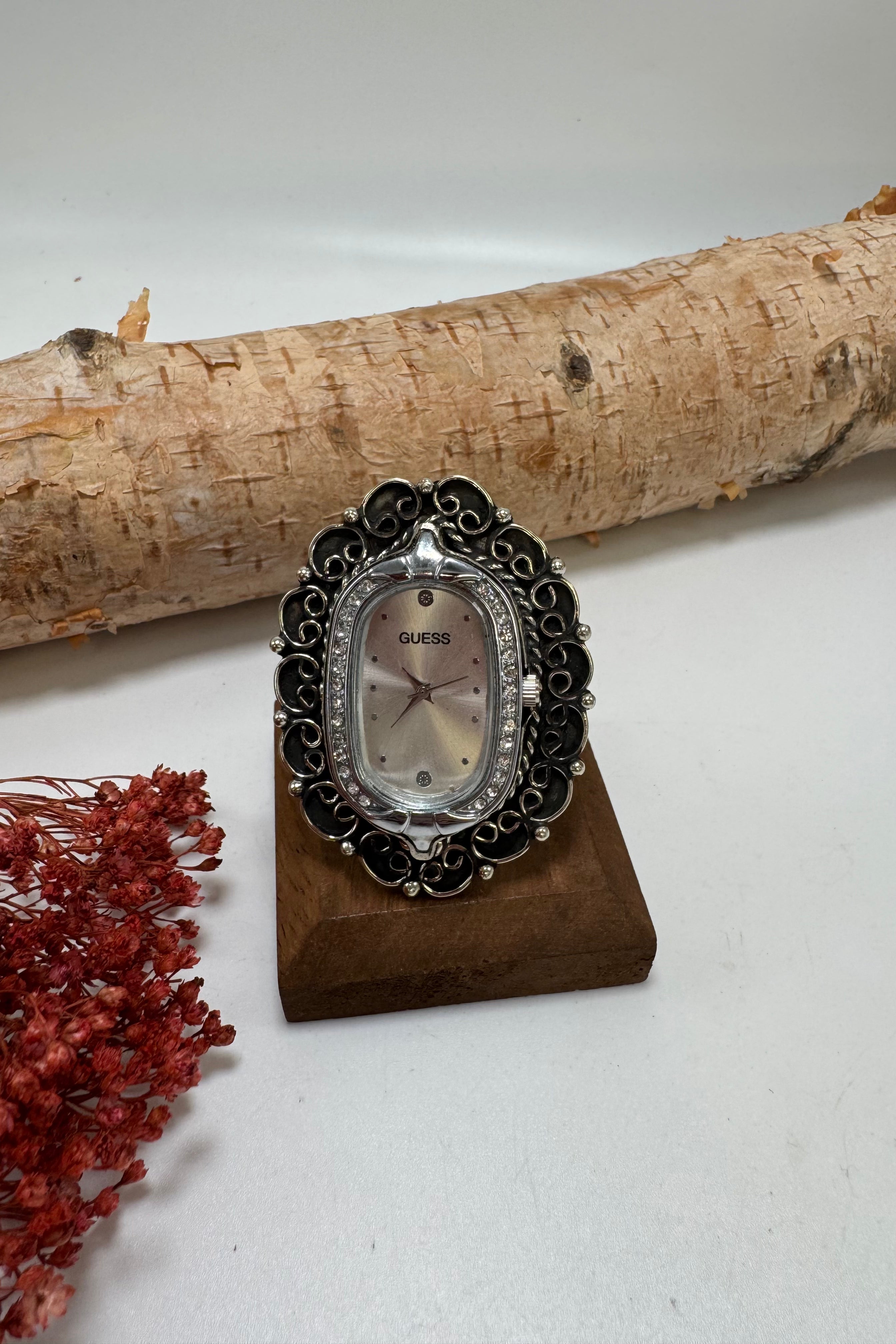 Guessing Time Watch Ring