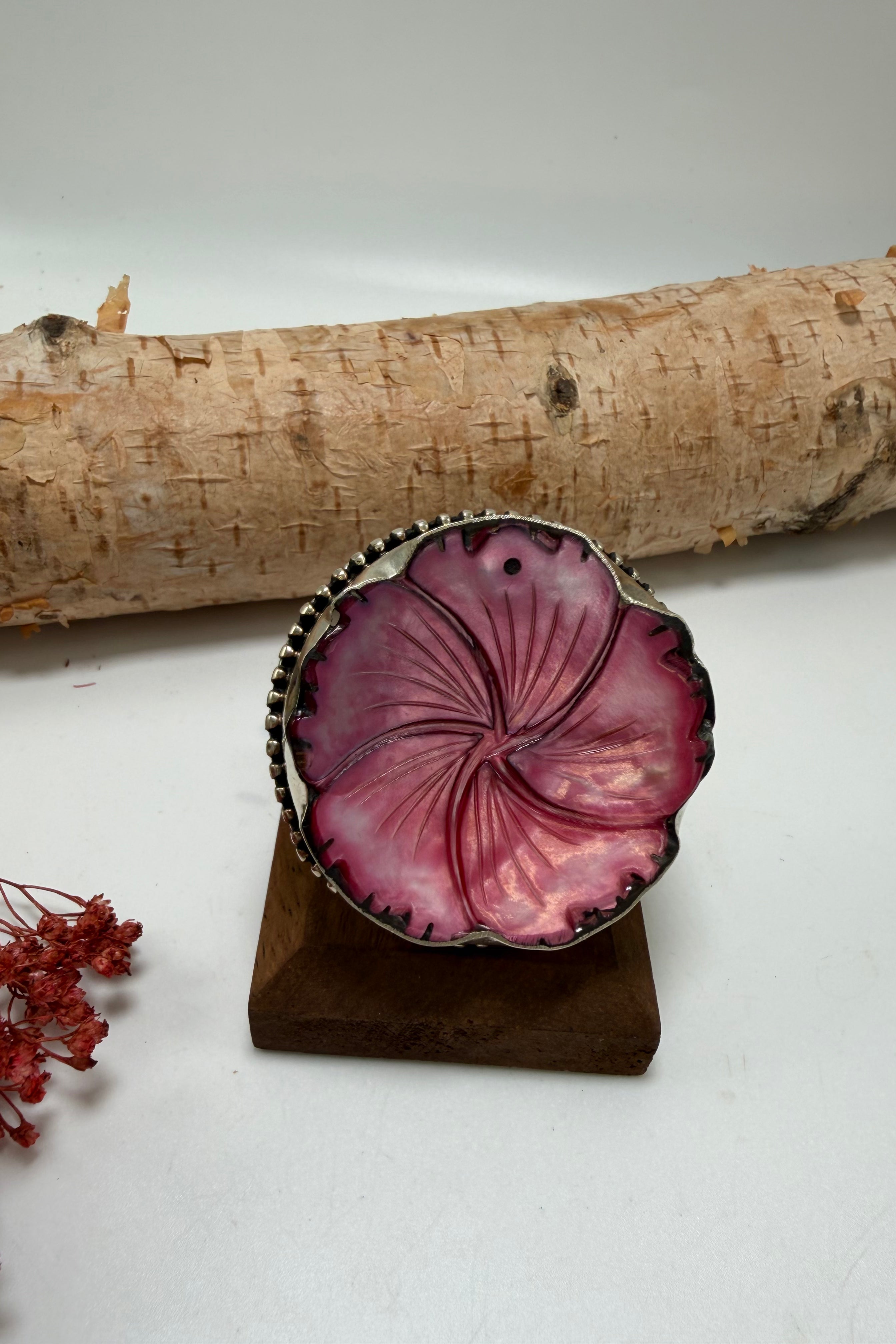 Dreaming in Flowers Resin Shell Ring
