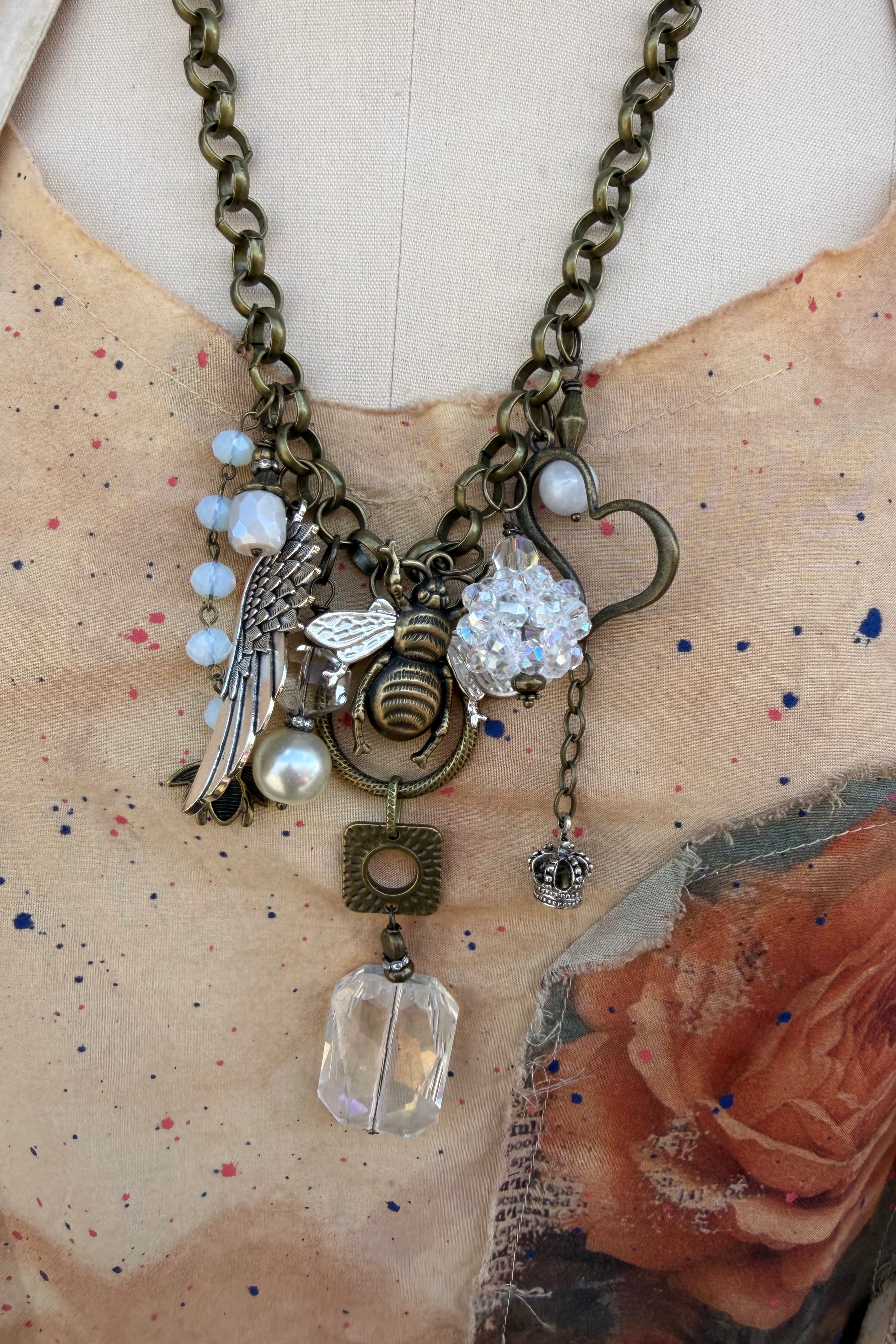 Gypsy Junk Original Bee