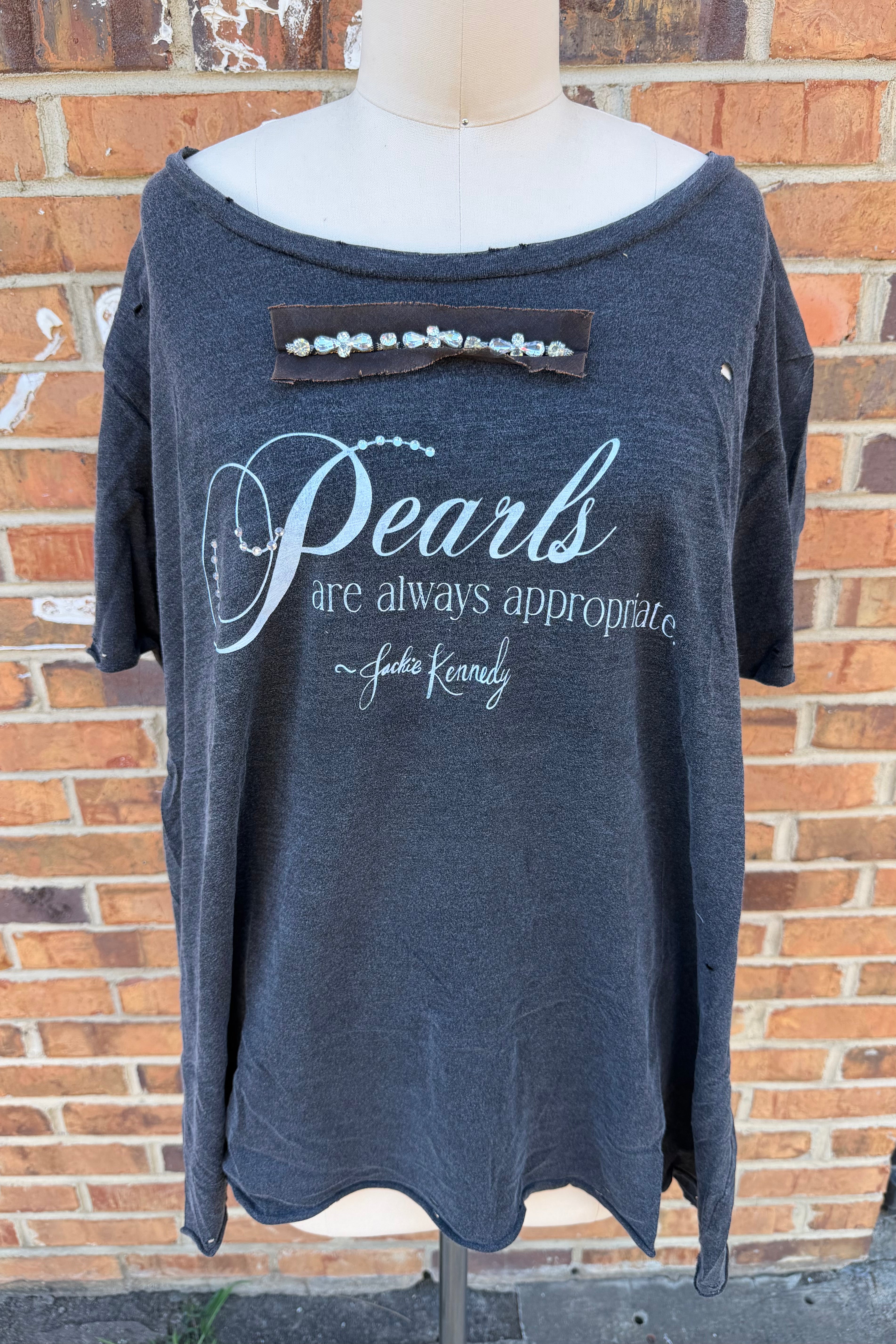 Black Pearl Tee